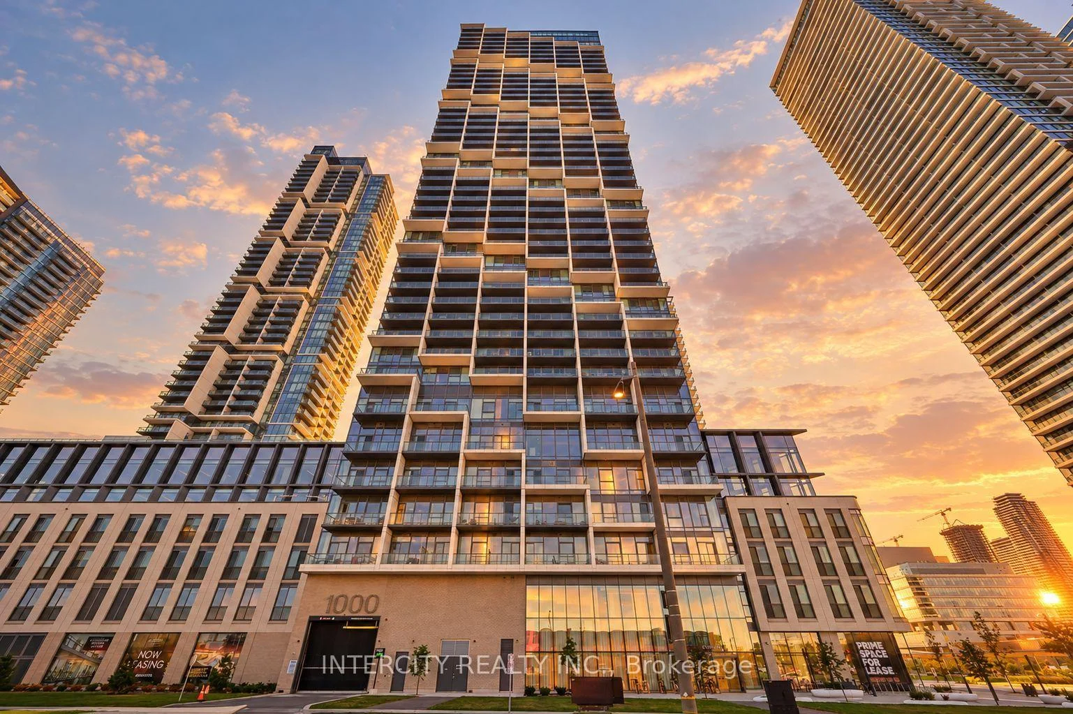 Photo of Unit 4602, 1000 Portage Parkway