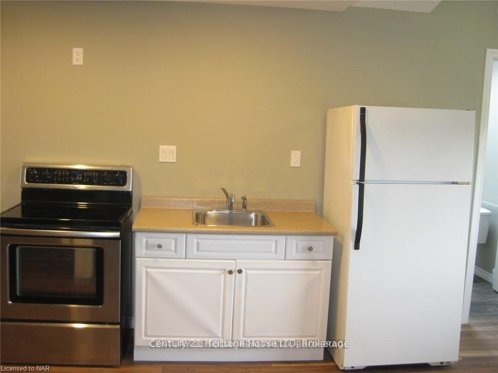 Photo 4 of 104 Fraser Street, Port Colborne, Killaly East — HOMEH