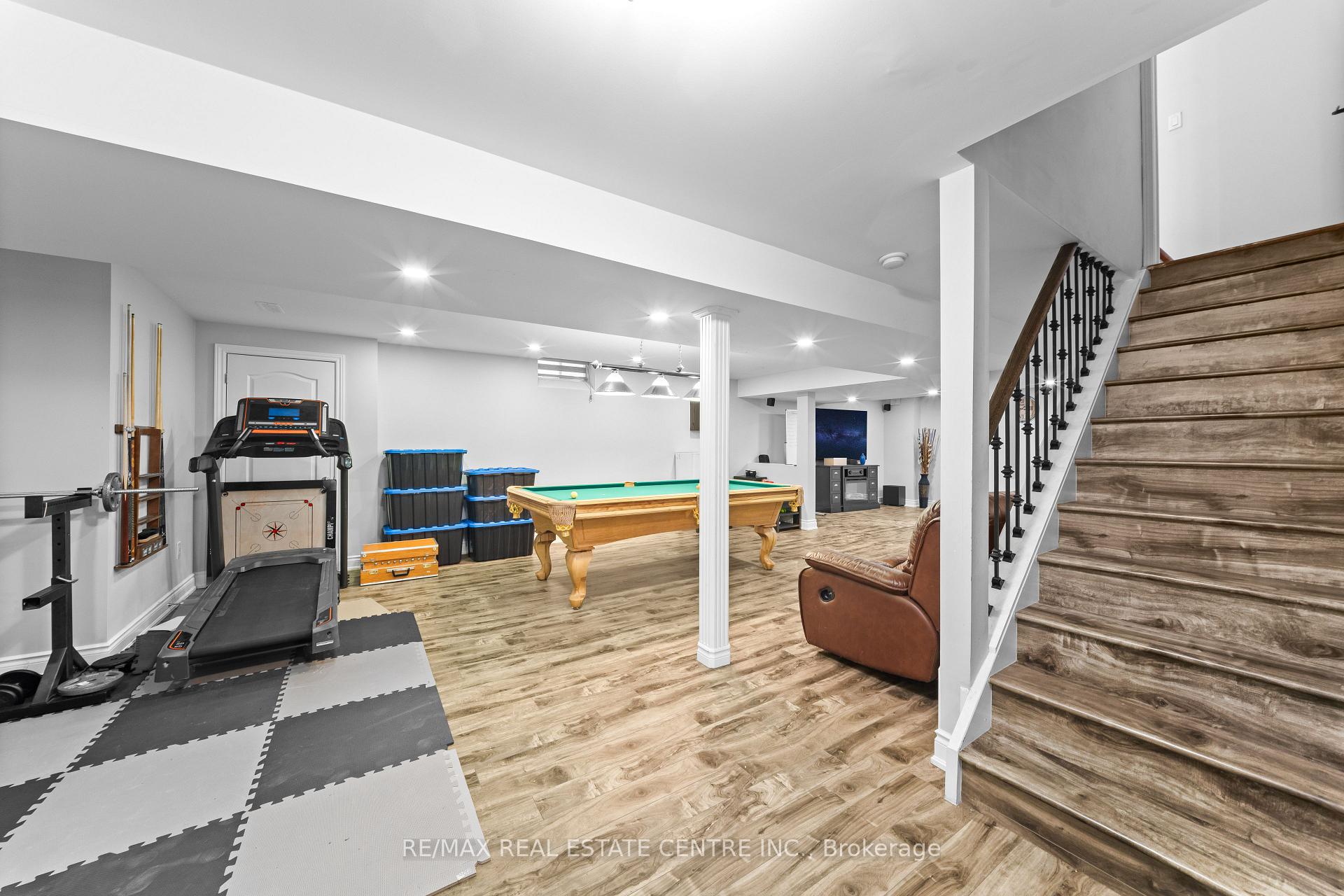 Photo 28 of 10 Midvale Road, Brampton, Fletcher's Meadow — HOMEH