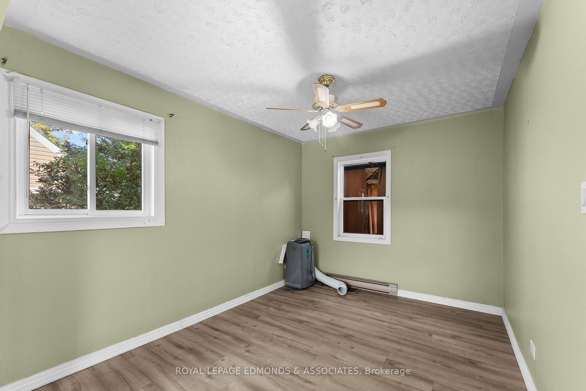 Photo 17 of 359 Chamberlain Street, Pembroke, Pembroke — HOMEH