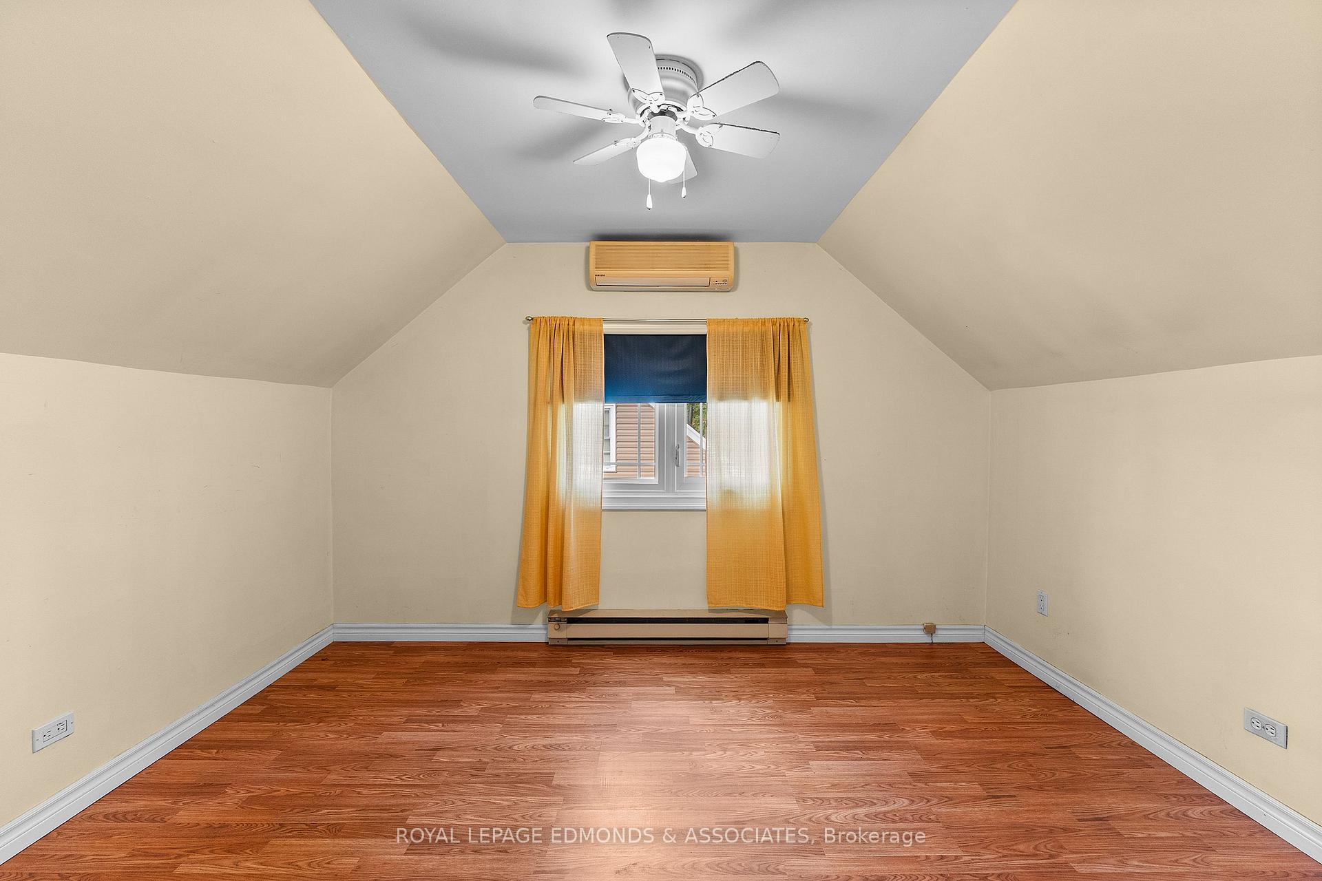 Photo 20 of 359 Chamberlain Street, Pembroke, Pembroke — HOMEH