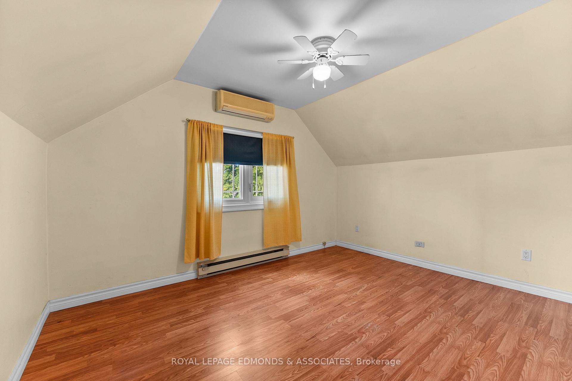 Photo 21 of 359 Chamberlain Street, Pembroke, Pembroke — HOMEH