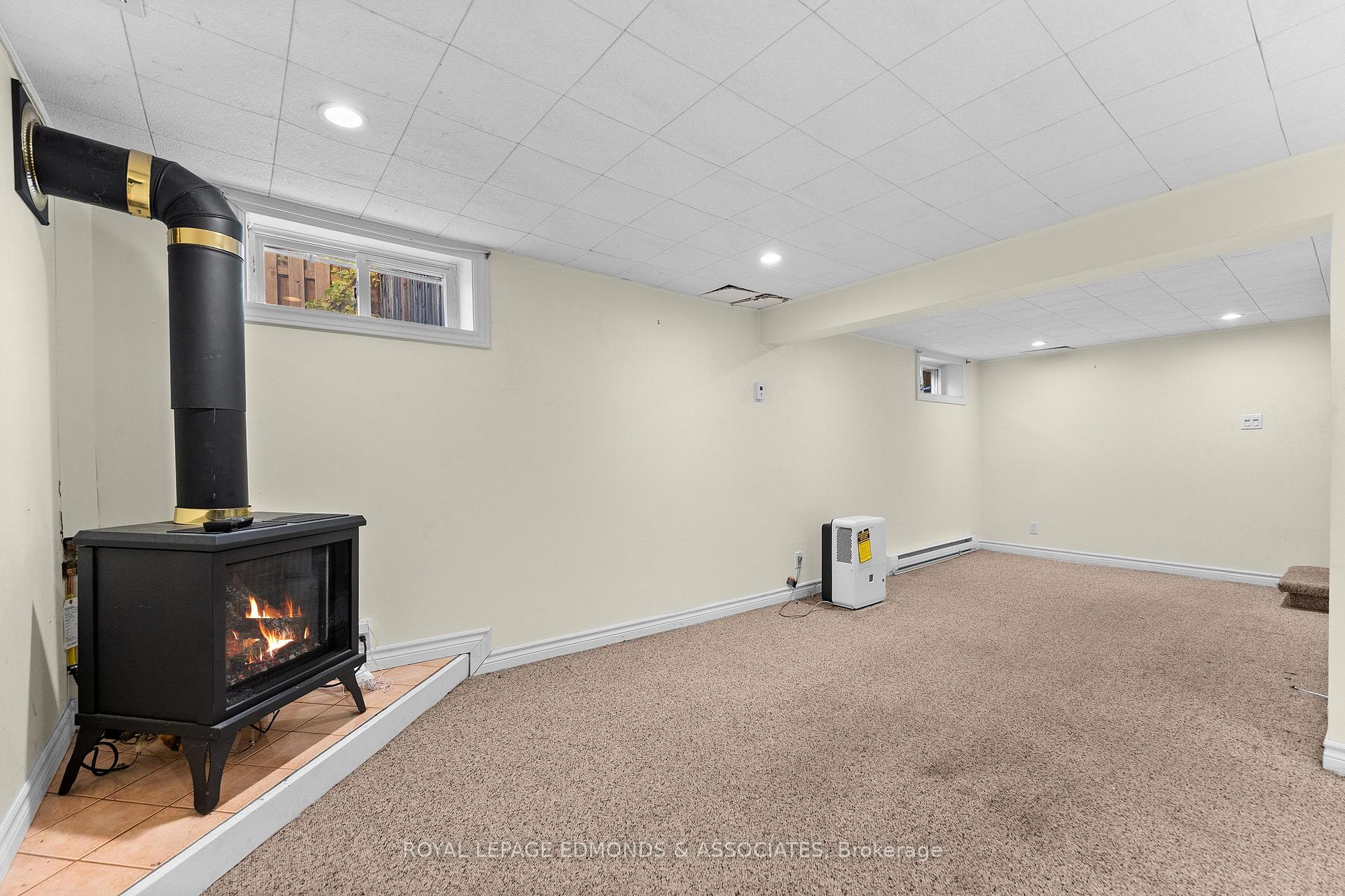 Photo 28 of 359 Chamberlain Street, Pembroke, Pembroke — HOMEH