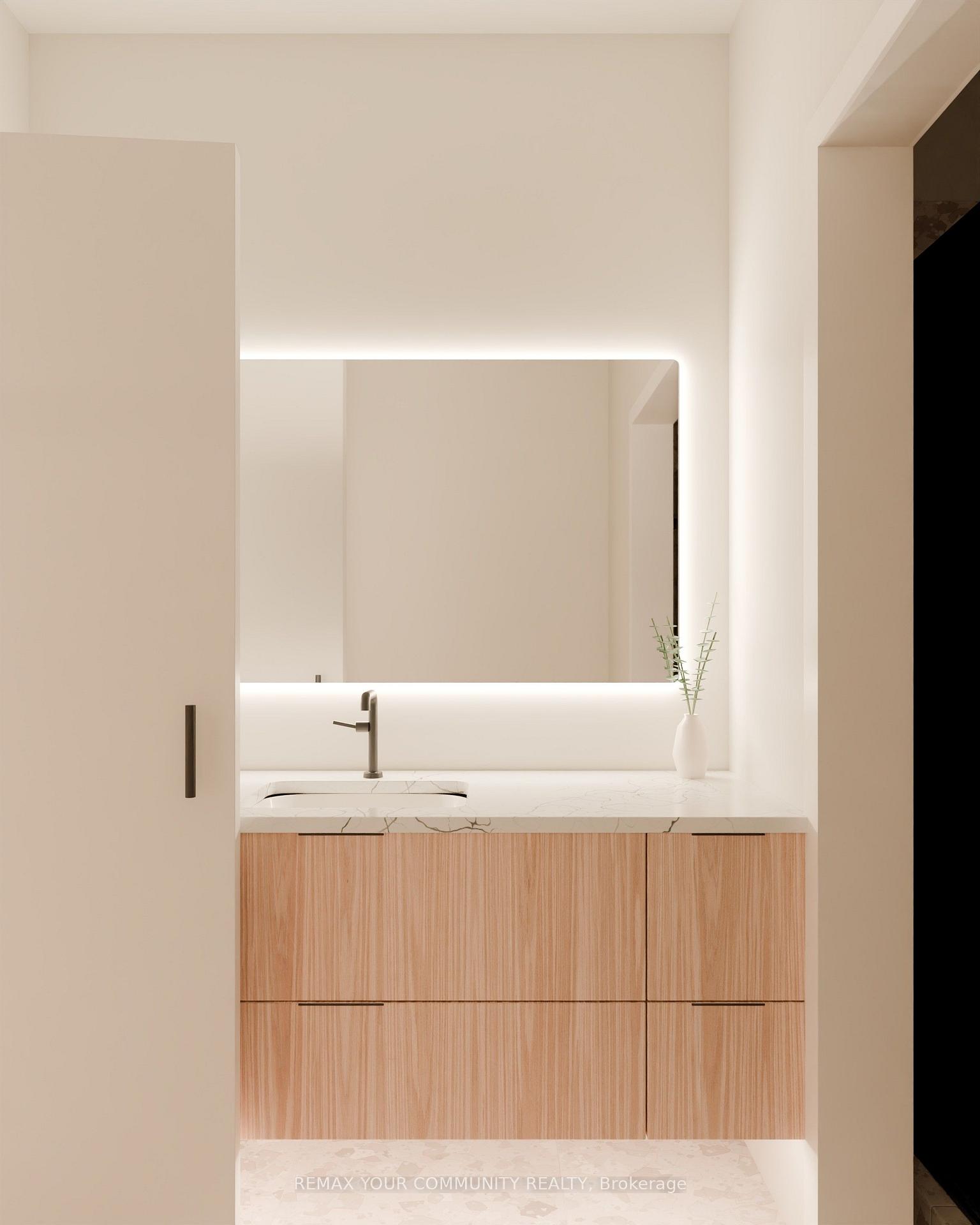 Photo 4 of Unit #4, 16 Vanevery Street, Etobicoke, Mimico — HOMEH