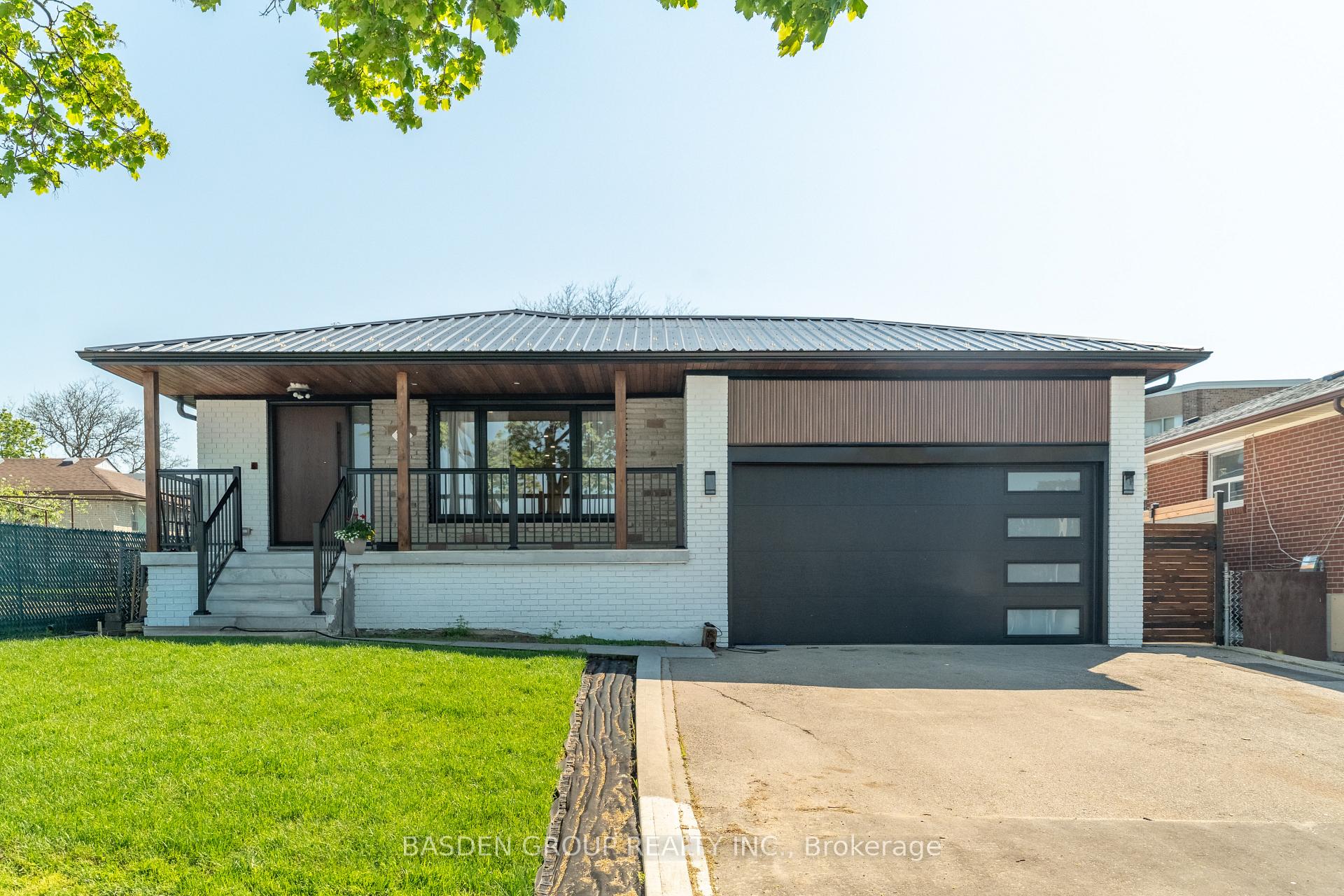 Photo 2 of 21 Mayberry Road, North York, Glenfield-Jane Heights — HOMEH