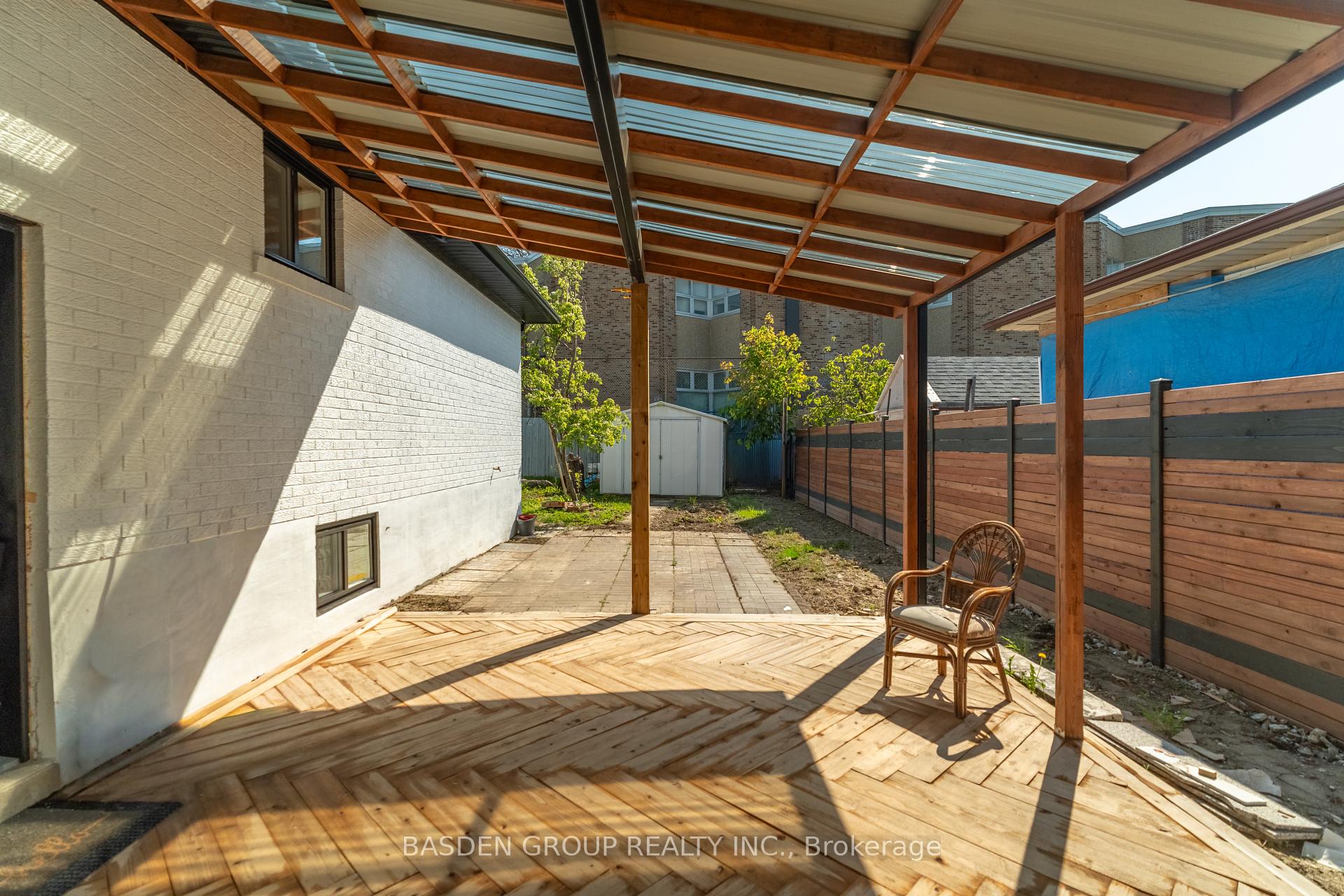 Photo 45 of 21 Mayberry Road, North York, Glenfield-Jane Heights — HOMEH