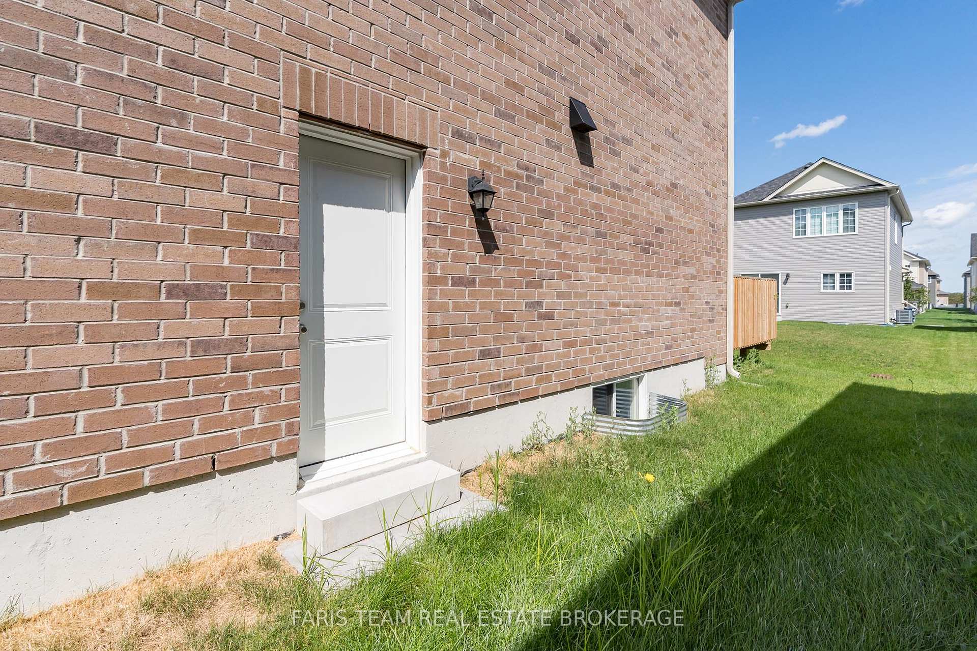 Photo 31 of 207 Cubitt Street, Clearview, Stayner — HOMEH