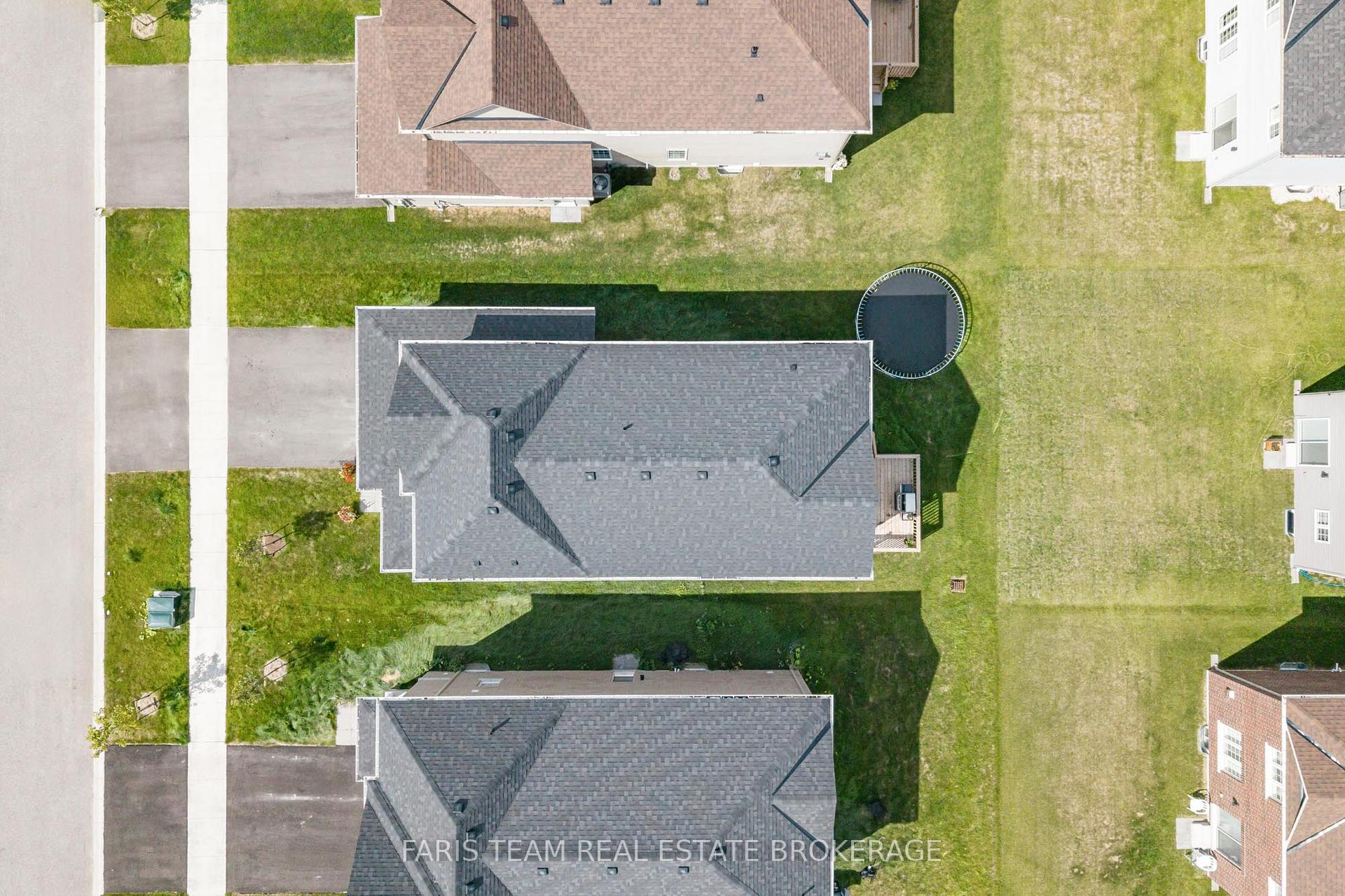 Photo 34 of 207 Cubitt Street, Clearview, Stayner — HOMEH