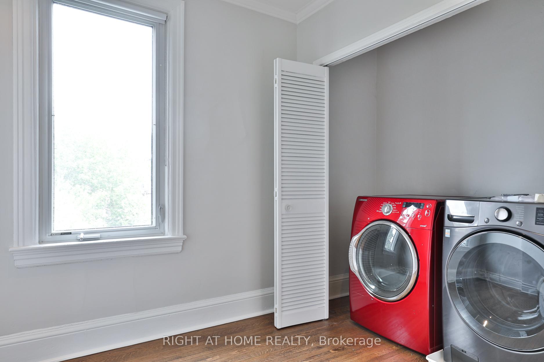 Photo 9 of 119 Manning Avenue, Toronto, Trinity-Bellwoods — HOMEH