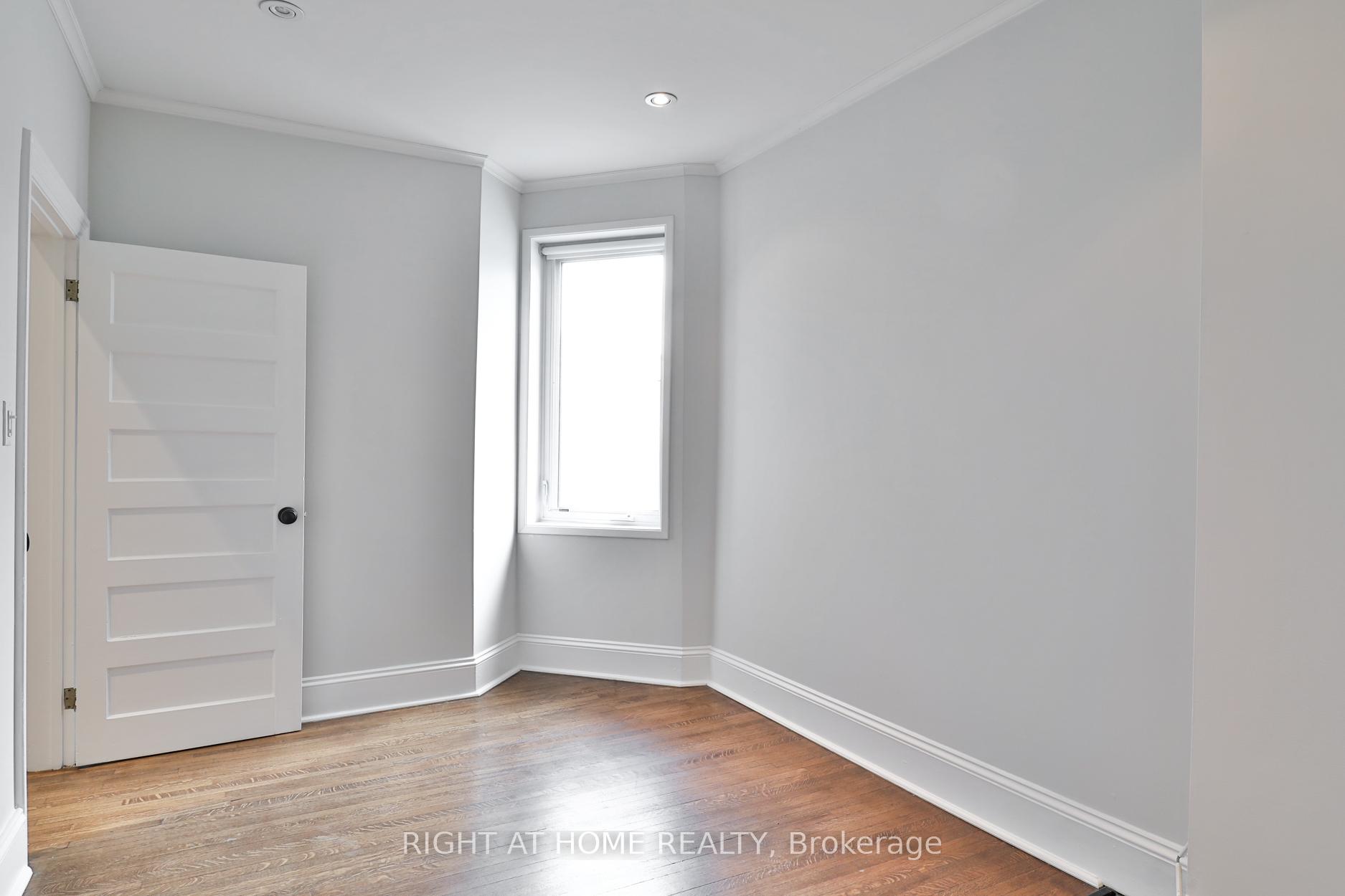 Photo 12 of 119 Manning Avenue, Toronto, Trinity-Bellwoods — HOMEH