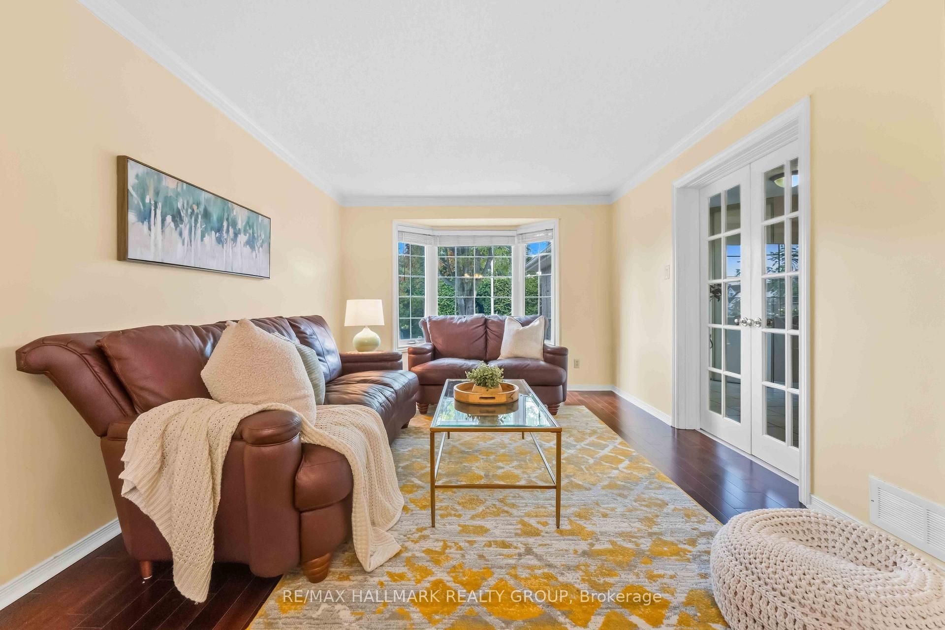 Photo 7 of 2053 Rolling Brook Drive, Ottawa, Chapel Hill South - Orleans Village — HOMEH