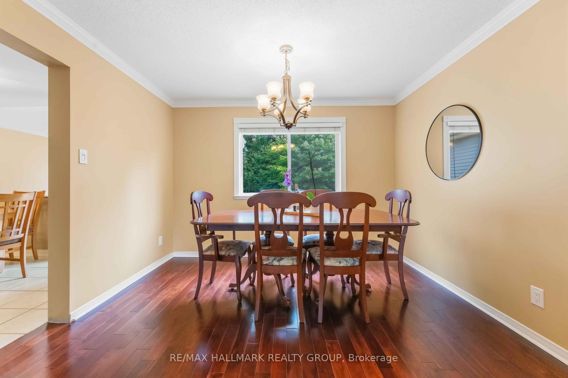 Photo 9 of 2053 Rolling Brook Drive, Ottawa, Chapel Hill South - Orleans Village — HOMEH