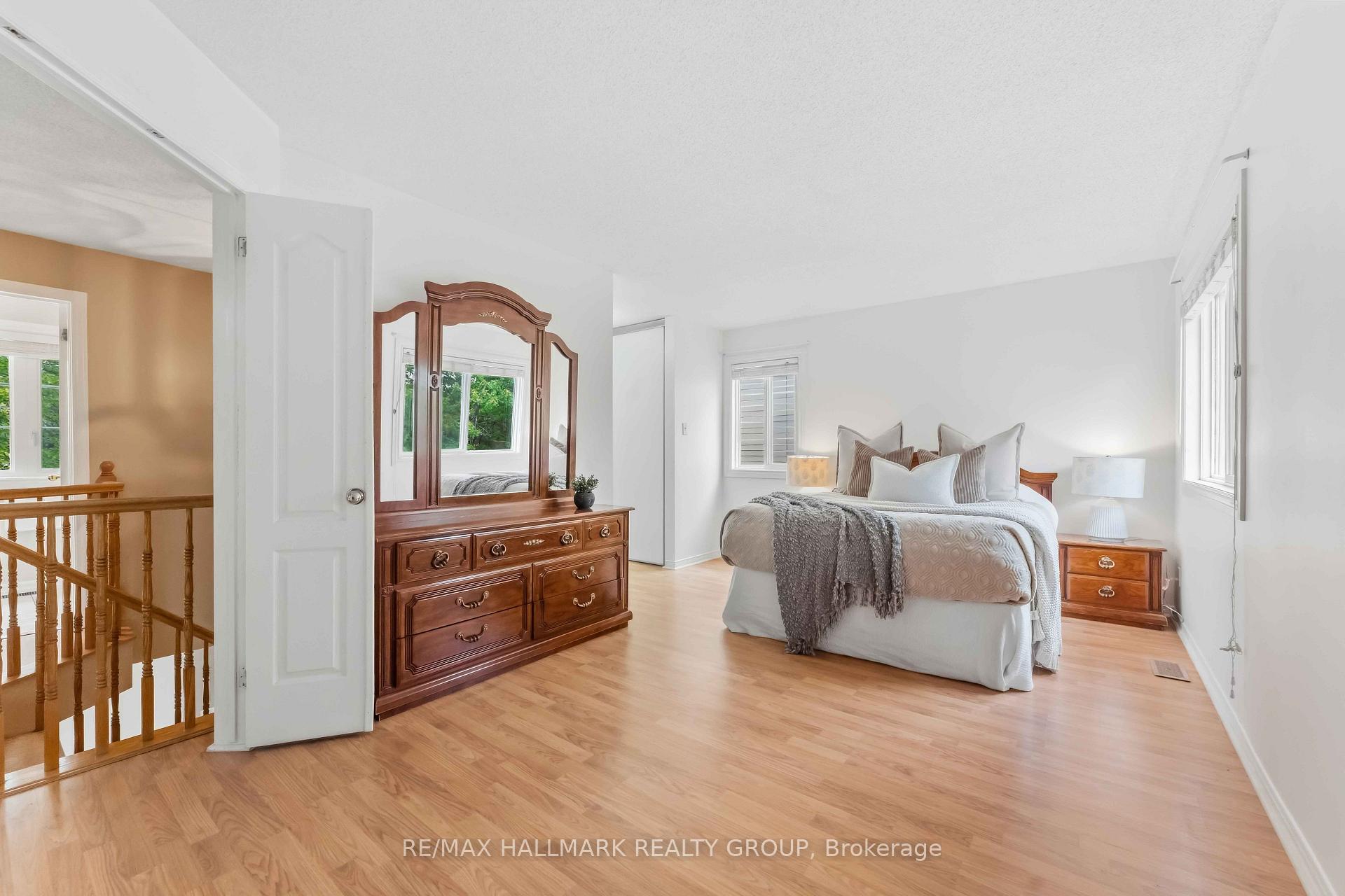 Photo 21 of 2053 Rolling Brook Drive, Ottawa, Chapel Hill South - Orleans Village — HOMEH