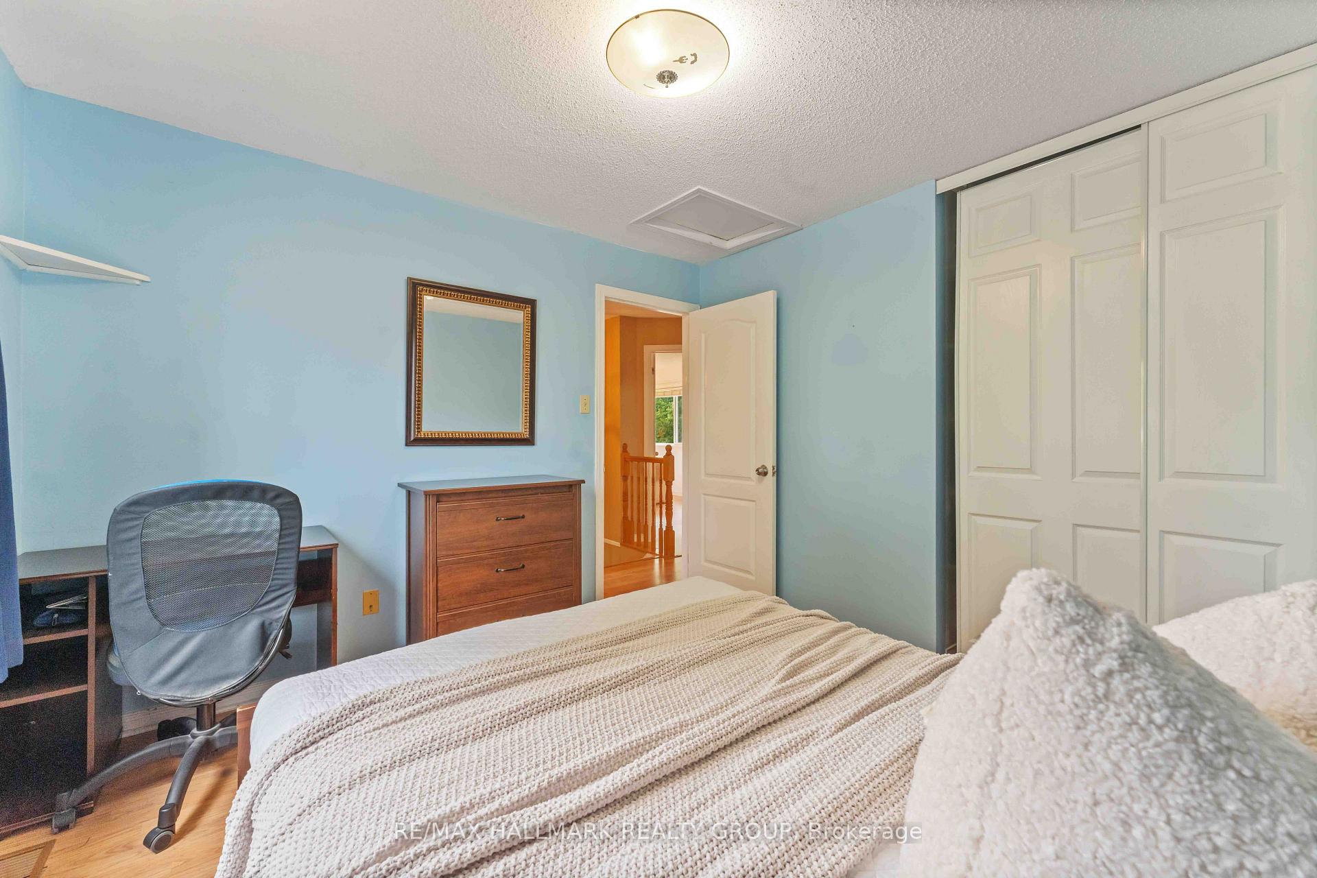 Photo 28 of 2053 Rolling Brook Drive, Ottawa, Chapel Hill South - Orleans Village — HOMEH