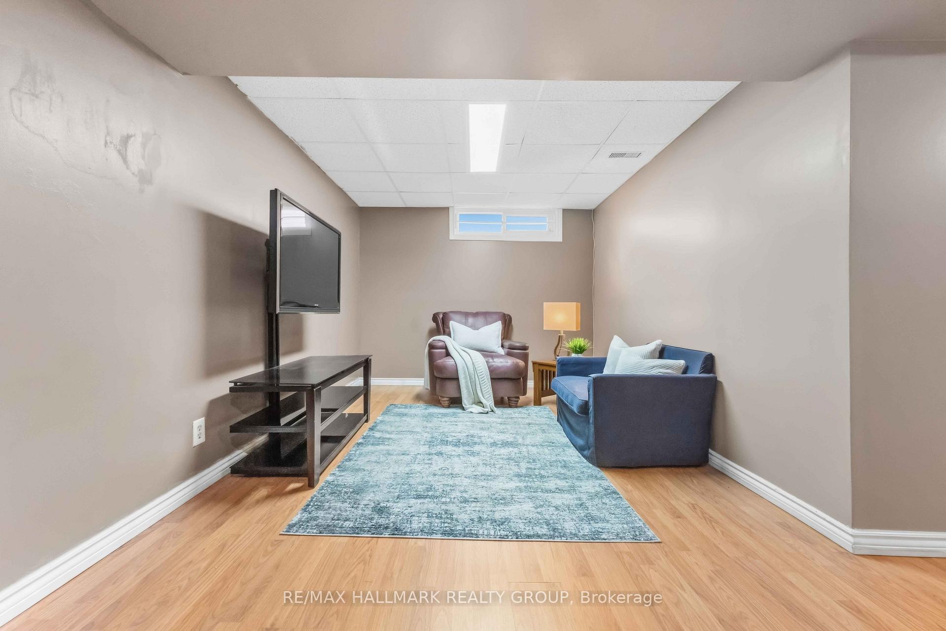 Photo 33 of 2053 Rolling Brook Drive, Ottawa, Chapel Hill South - Orleans Village — HOMEH