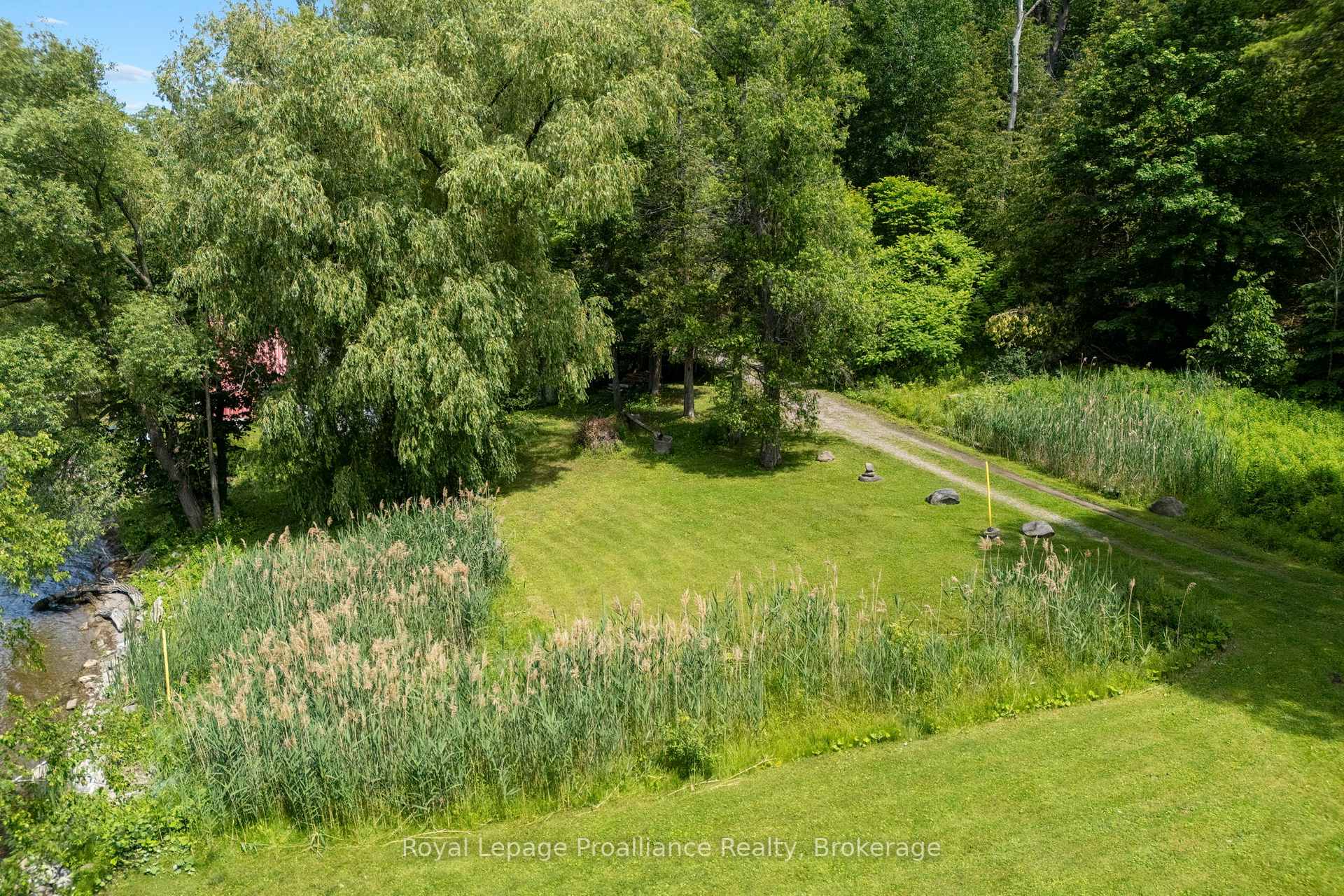 Photo 4 of 5248 King Road, Hamilton Township, Rural Hamilton — HOMEH