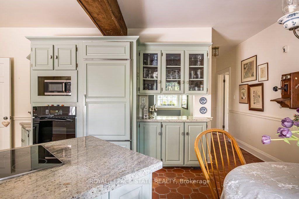 Photo 15 of 12 Old Ancaster Road, Hamilton, Dundas — HOMEH