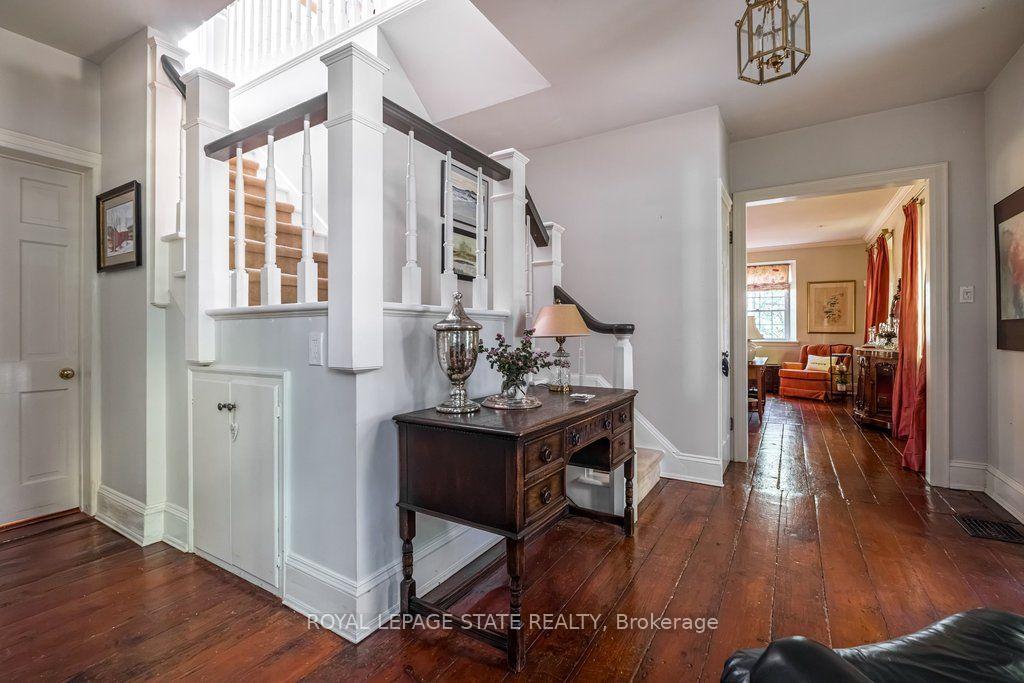 Photo 24 of 12 Old Ancaster Road, Hamilton, Dundas — HOMEH