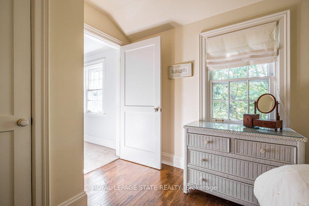 Photo 33 of 12 Old Ancaster Road, Hamilton, Dundas — HOMEH