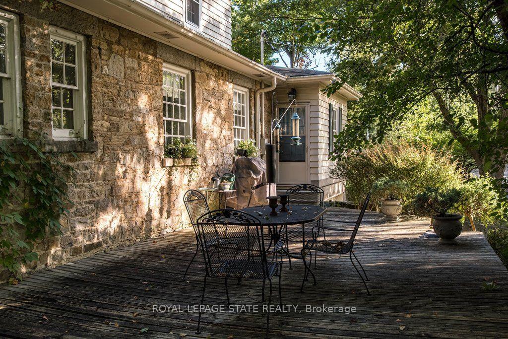 Photo 38 of 12 Old Ancaster Road, Hamilton, Dundas — HOMEH