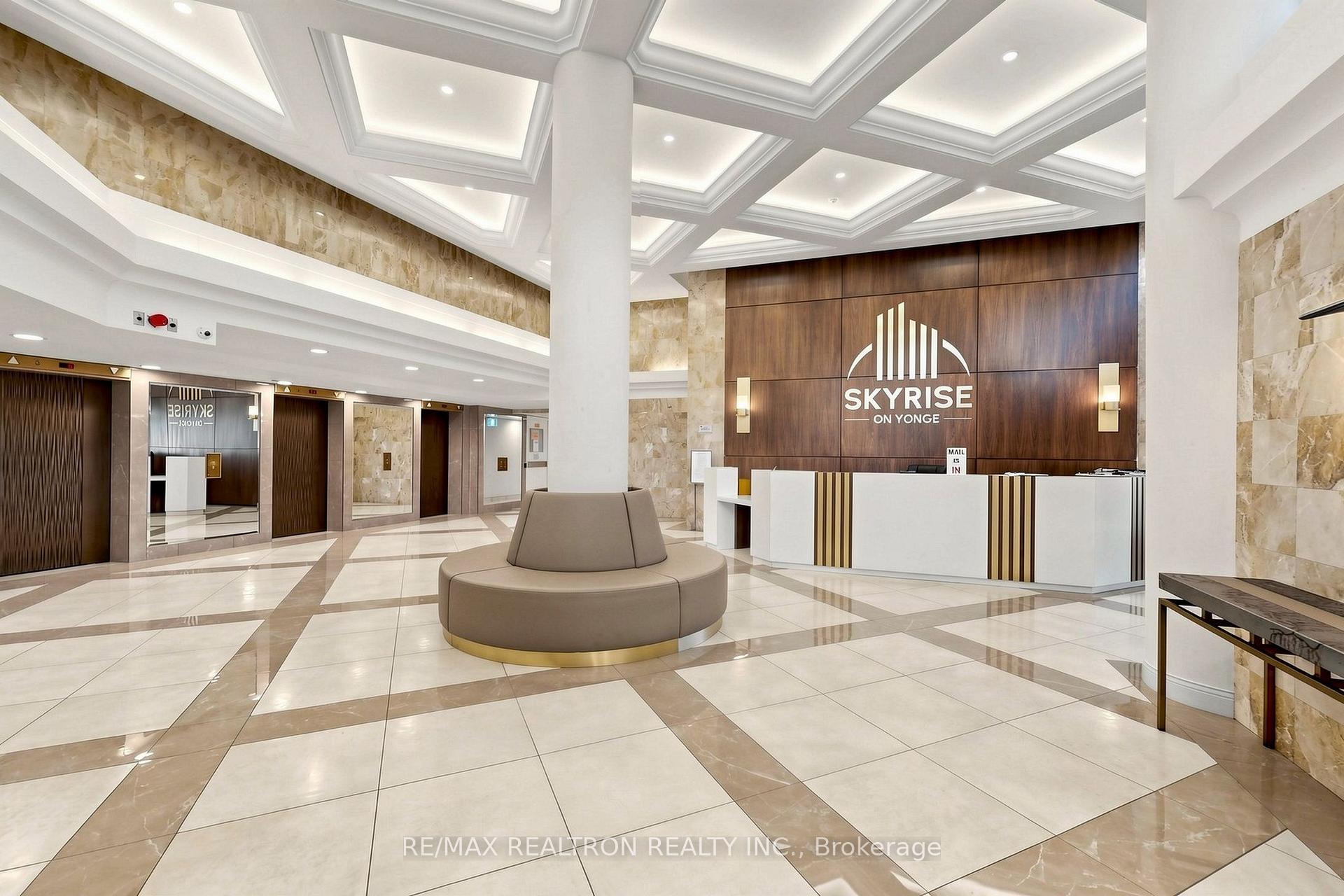 Photo 4 of Unit 1810, 7300 Yonge Street, Vaughan, Crestwood-Springfarm-Yorkhill — HOMEH