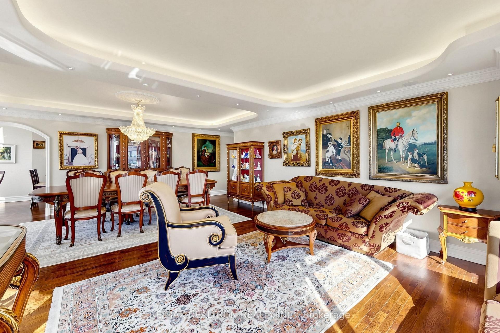 Photo 12 of Unit 1810, 7300 Yonge Street, Vaughan, Crestwood-Springfarm-Yorkhill — HOMEH