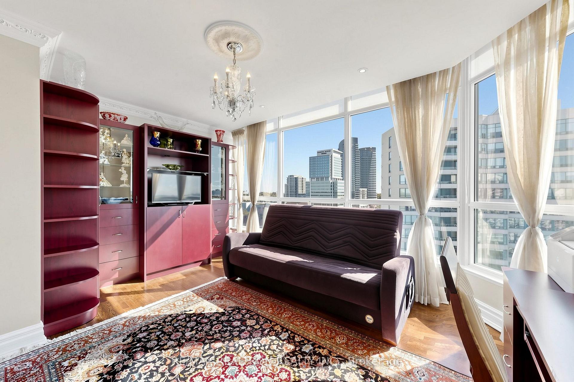 Photo 33 of Unit 1810, 7300 Yonge Street, Vaughan, Crestwood-Springfarm-Yorkhill — HOMEH