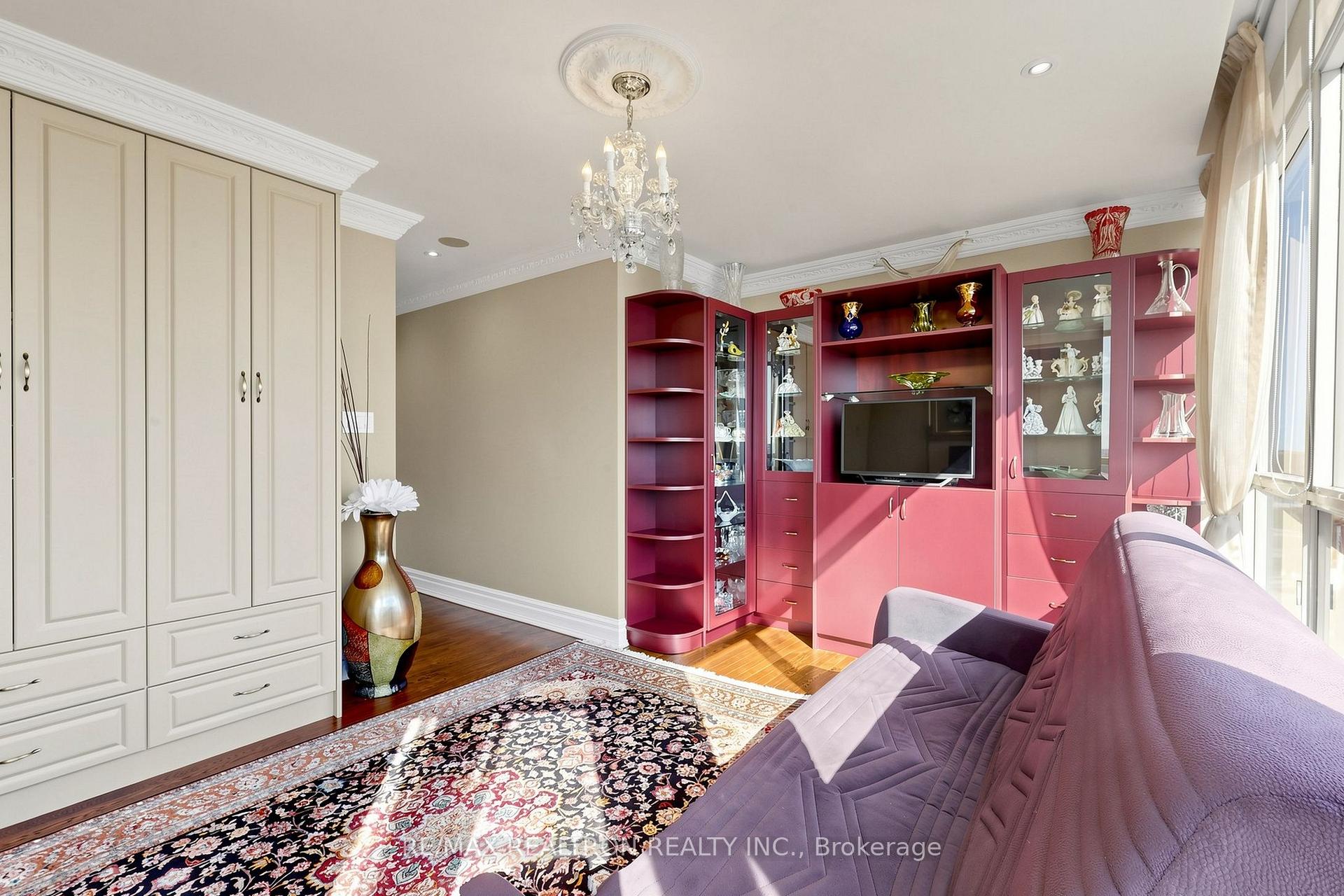 Photo 35 of Unit 1810, 7300 Yonge Street, Vaughan, Crestwood-Springfarm-Yorkhill — HOMEH