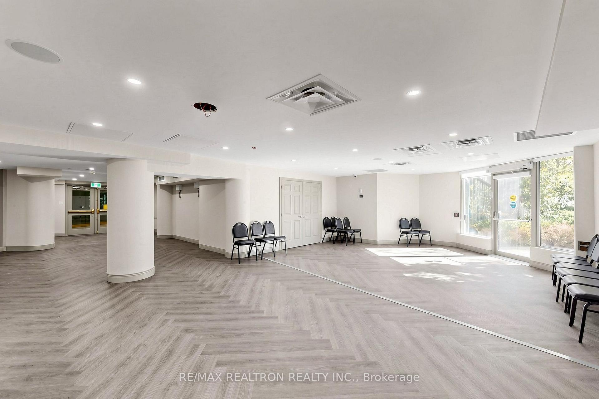 Photo 45 of Unit 1810, 7300 Yonge Street, Vaughan, Crestwood-Springfarm-Yorkhill — HOMEH