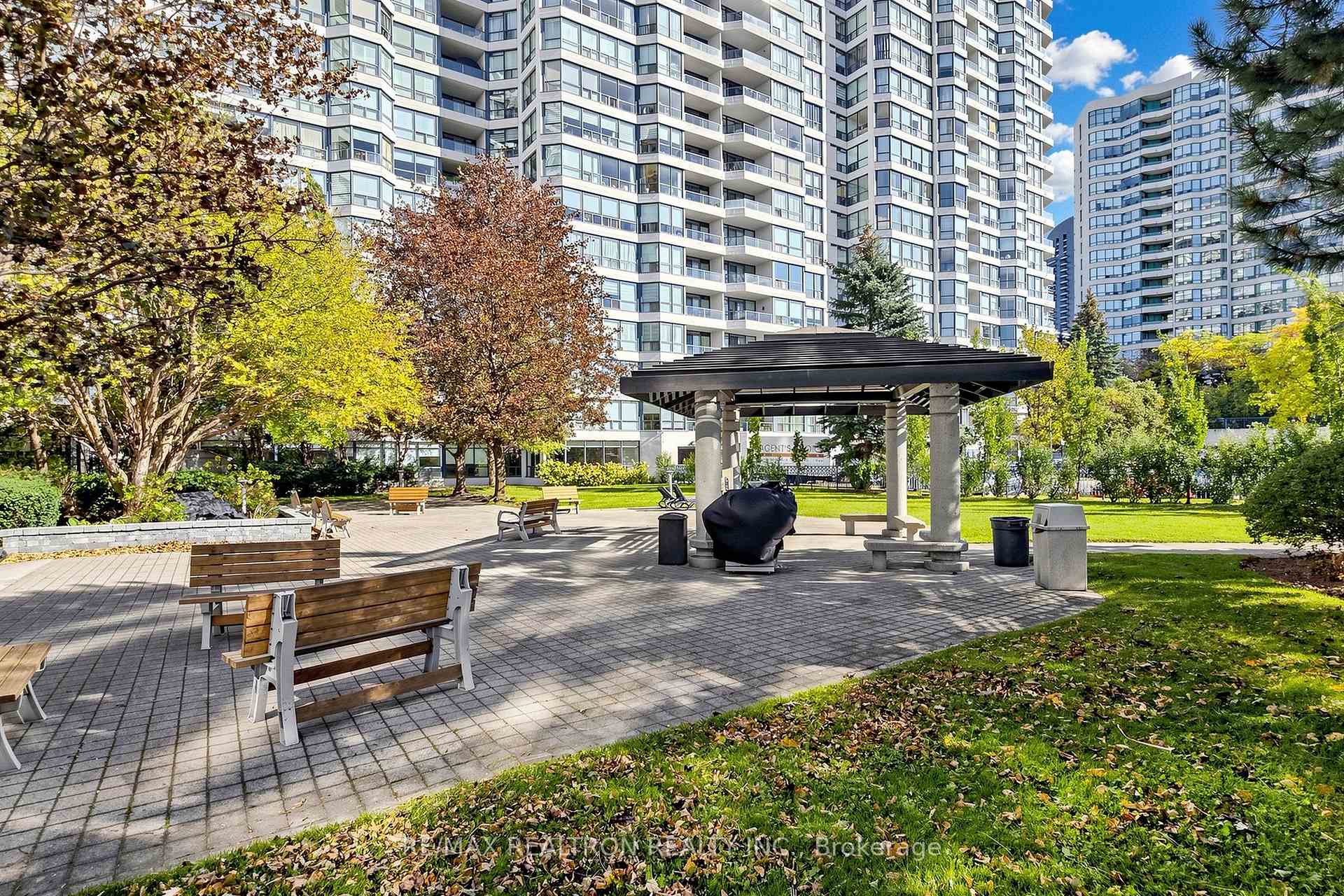 Photo 47 of Unit 1810, 7300 Yonge Street, Vaughan, Crestwood-Springfarm-Yorkhill — HOMEH