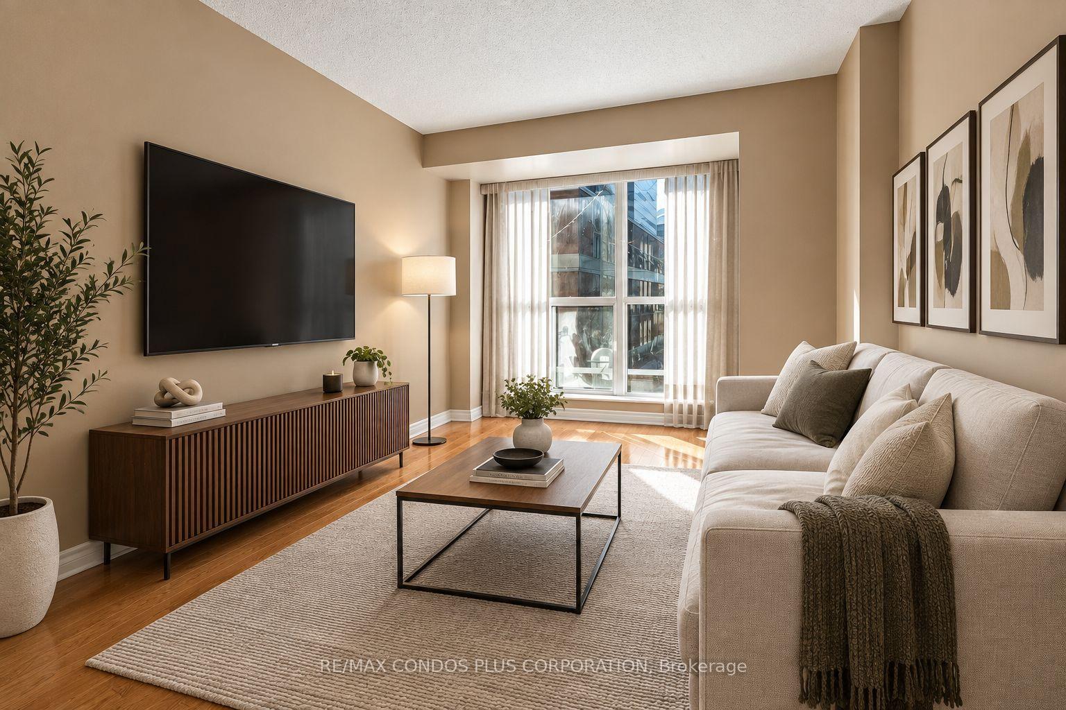 Photo of Unit 240, 250 Wellington Street W