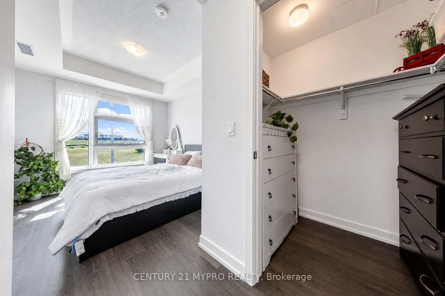 Photo 15 of Unit 320, 555 William Graham Drive, Aurora, Rural Aurora — HOMEH