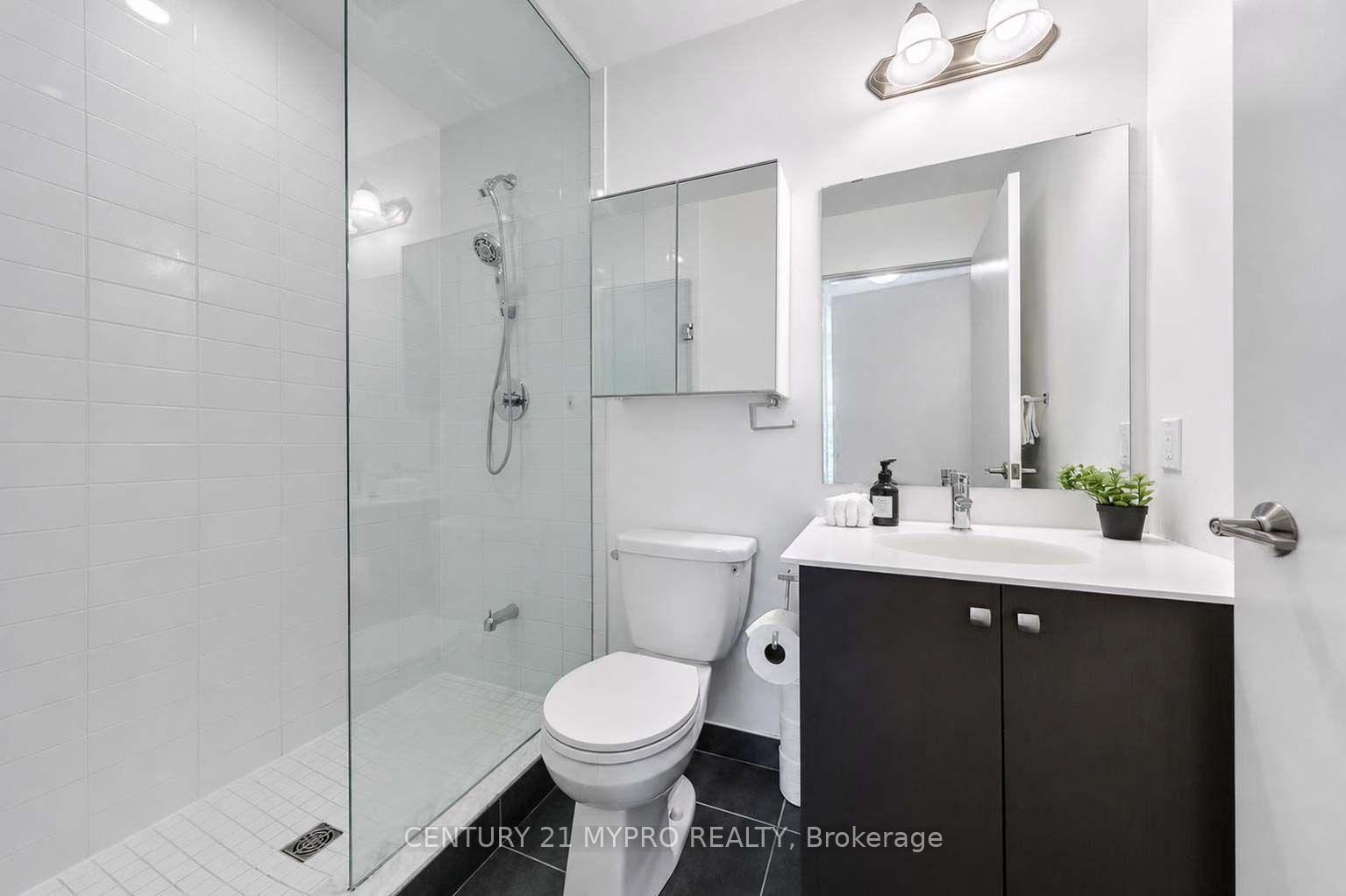 Photo 20 of Unit 320, 555 William Graham Drive, Aurora, Rural Aurora — HOMEH