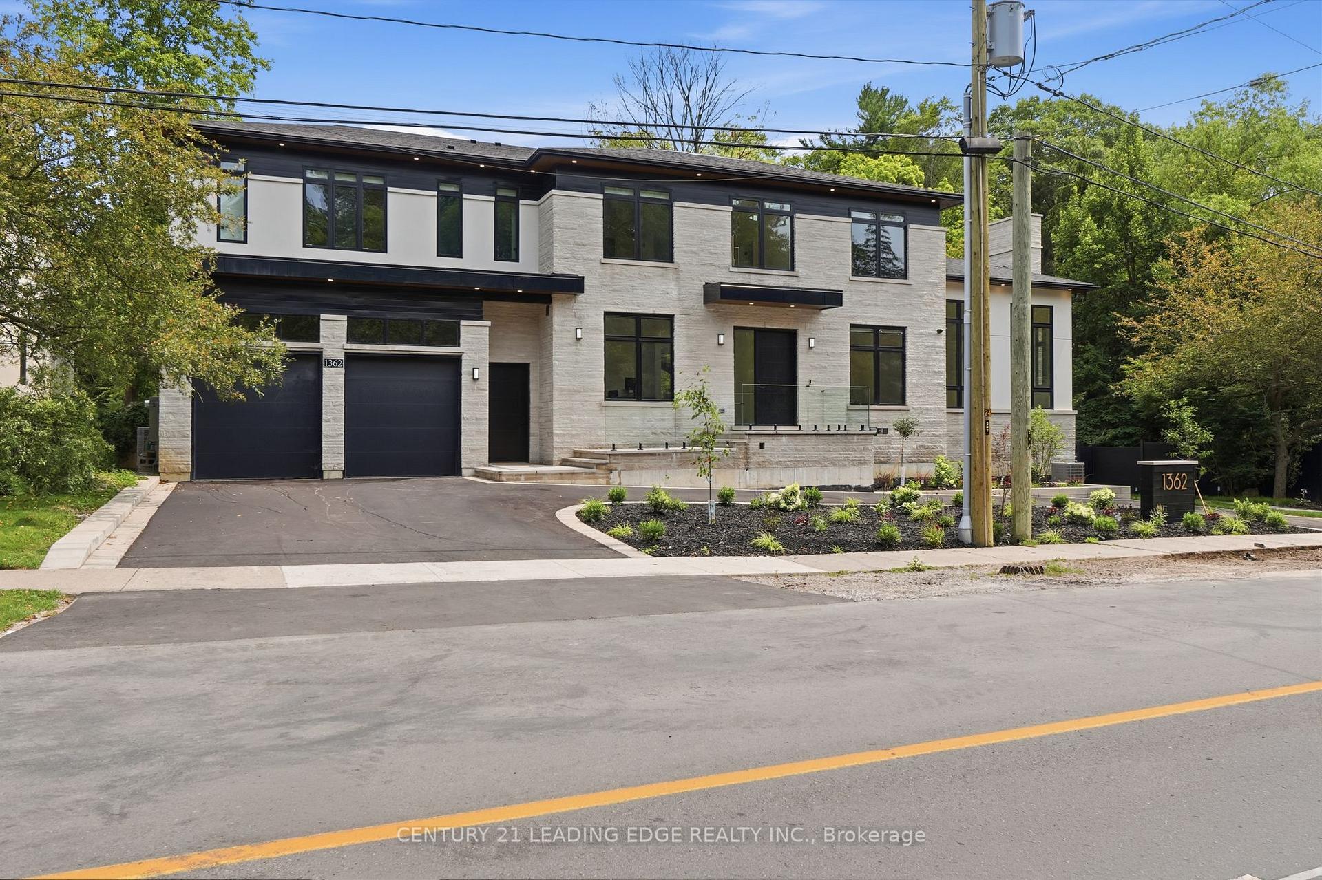 Photo 2 of 1362 Devon Road, Oakville, Morrison — HOMEH