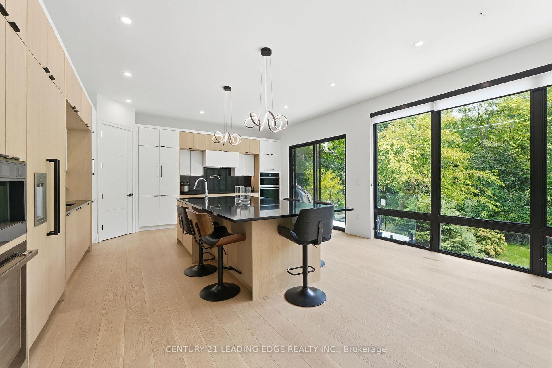Photo 10 of 1362 Devon Road, Oakville, Morrison — HOMEH
