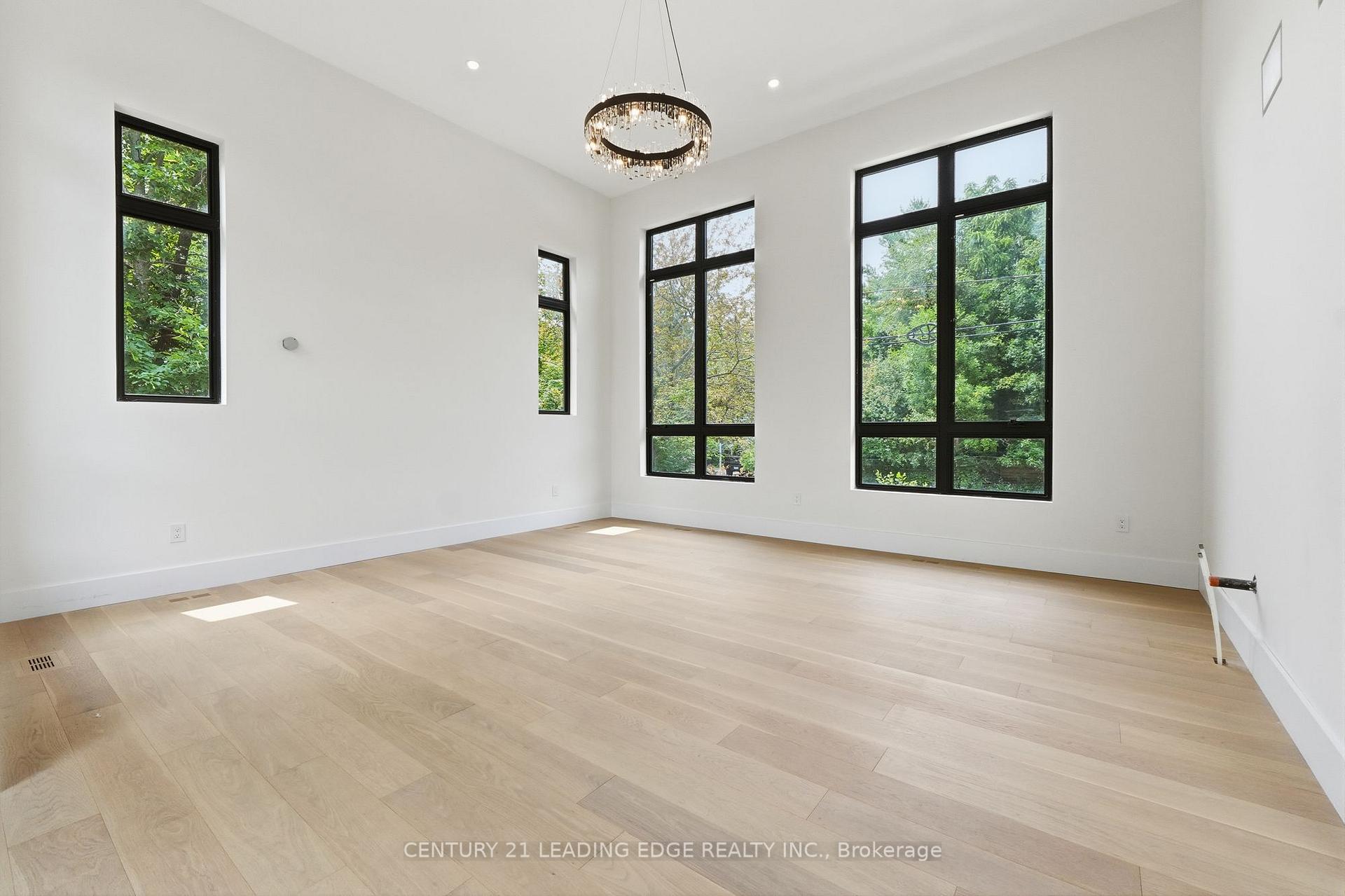 Photo 18 of 1362 Devon Road, Oakville, Morrison — HOMEH