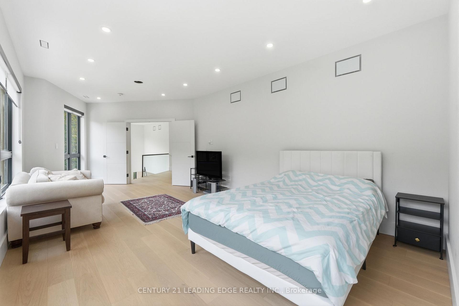 Photo 22 of 1362 Devon Road, Oakville, Morrison — HOMEH
