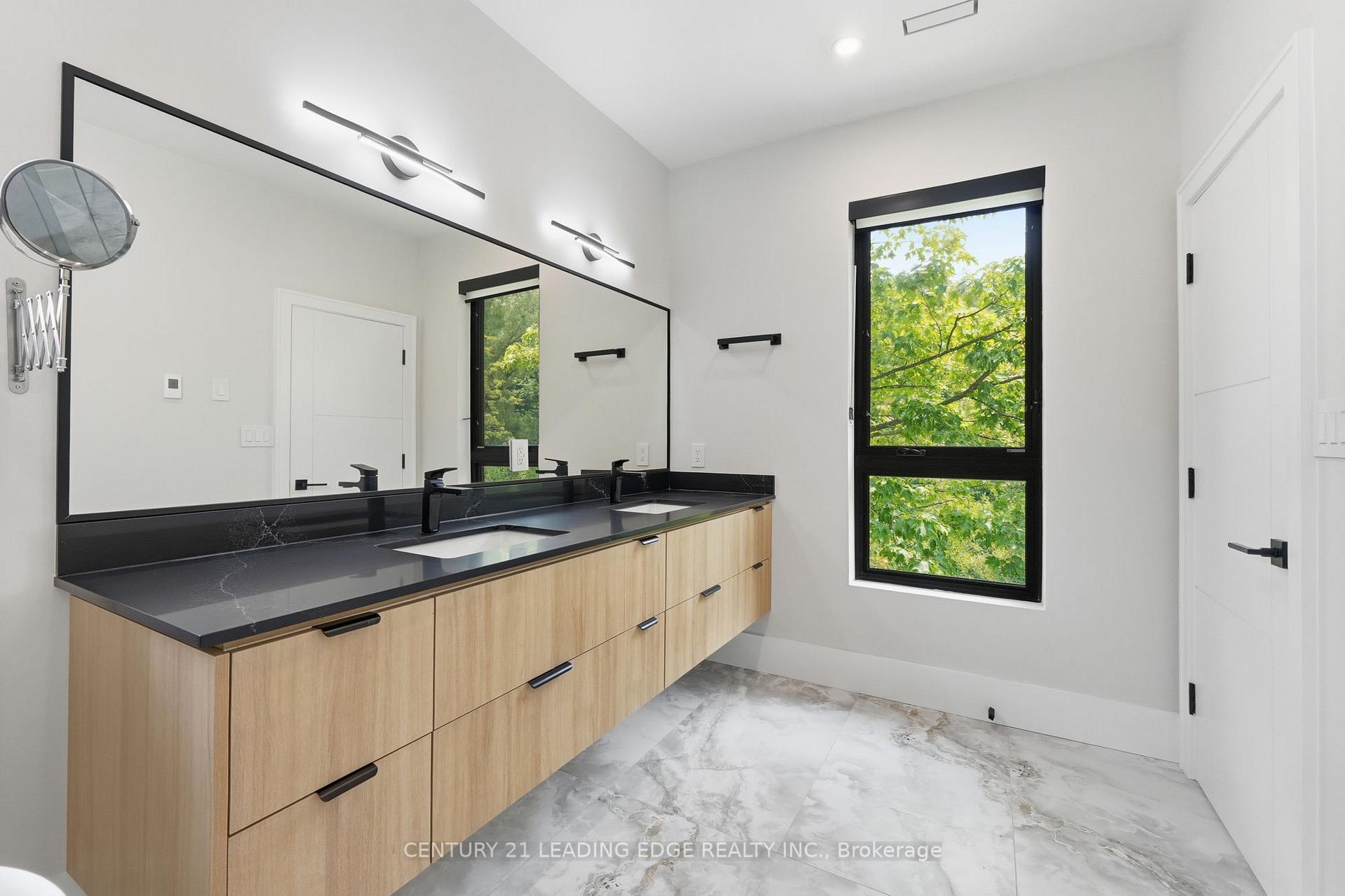 Photo 24 of 1362 Devon Road, Oakville, Morrison — HOMEH
