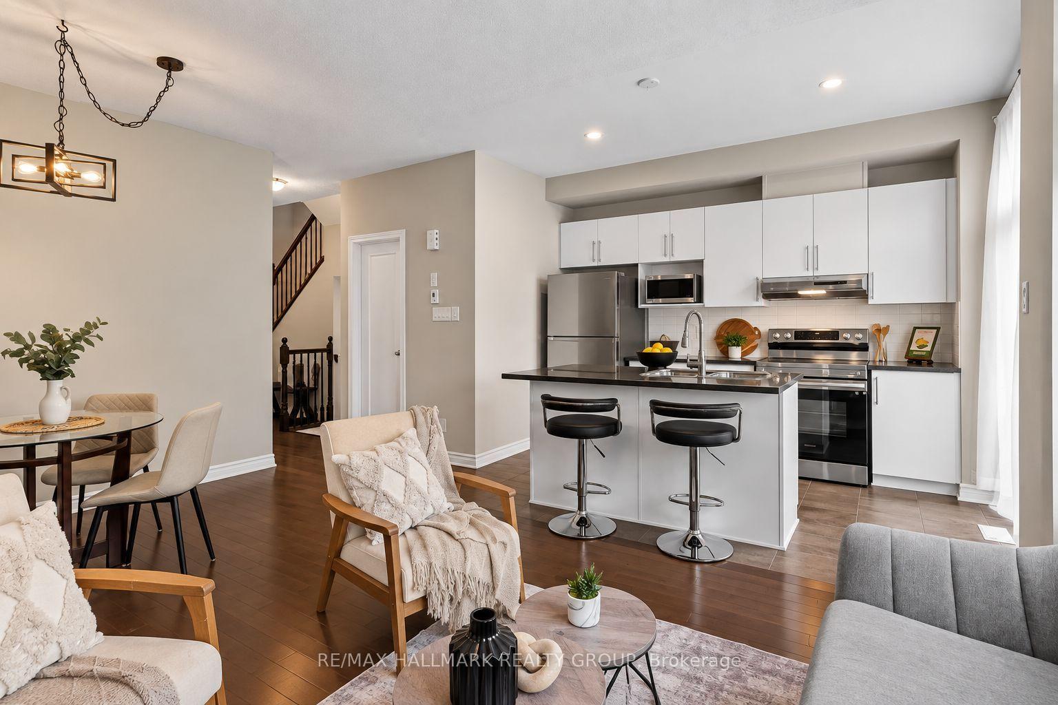 Photo of 523 Thimbleberry Row