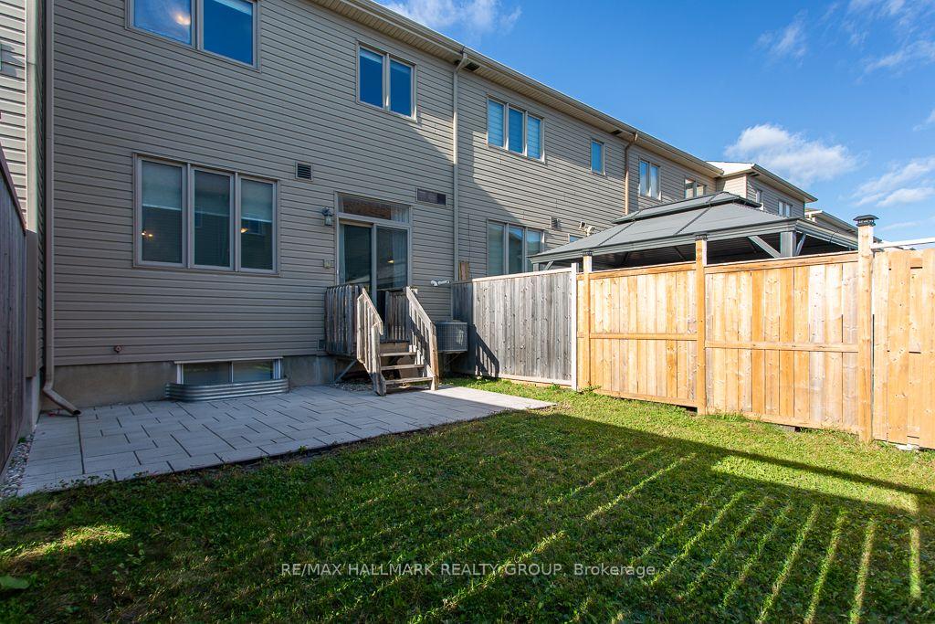 Photo 5 of 523 Thimbleberry Row, Ottawa, Avalon West — HOMEH