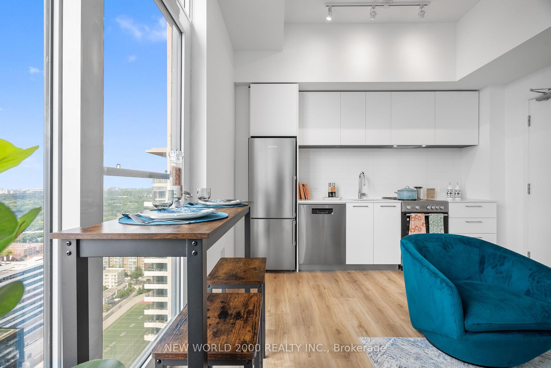 Photo 19 of Unit 1210, 101 Roehampton Avenue, Toronto, Mount Pleasant West — HOMEH