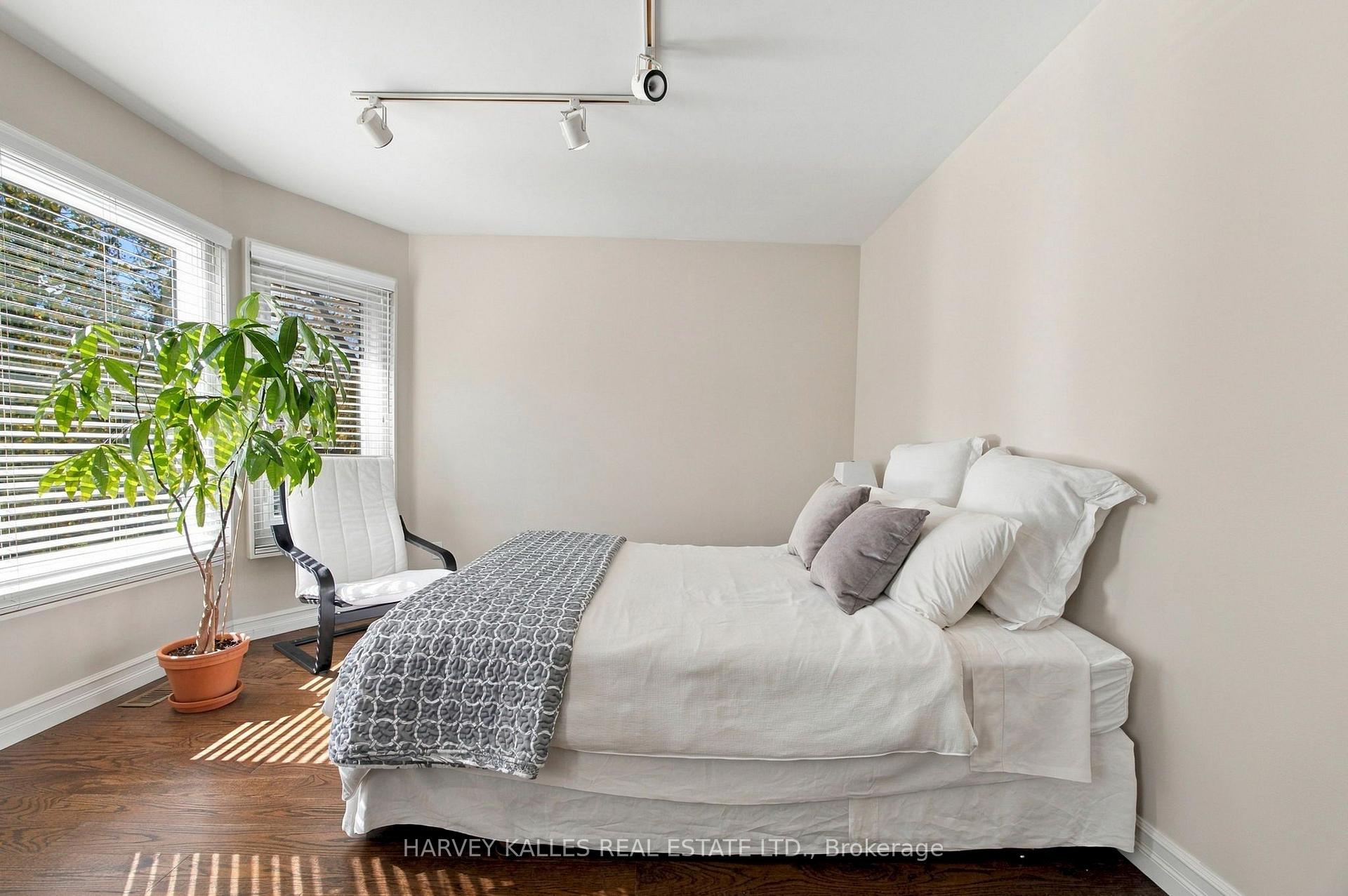 Photo 31 of 110 Glenforest Road, Toronto, Lawrence Park North — HOMEH