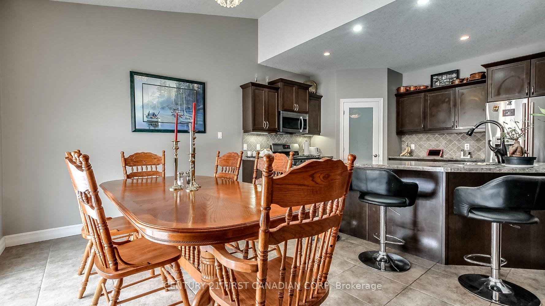 Photo 13 of 2746 Bateman Trail, London, South W — HOMEH
