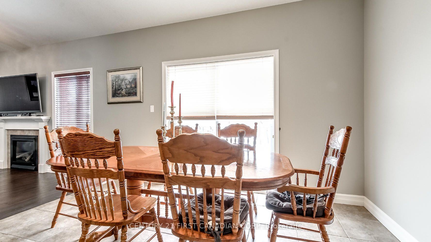 Photo 14 of 2746 Bateman Trail, London, South W — HOMEH