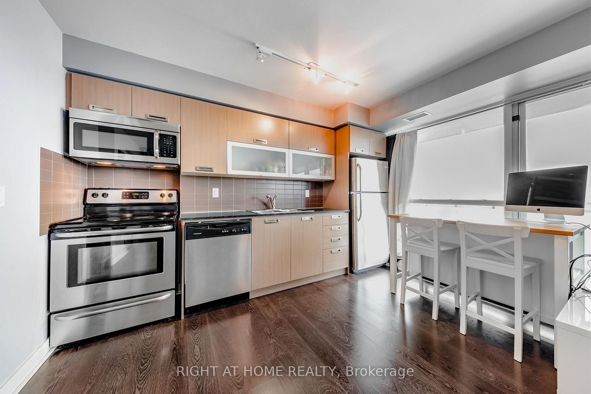 Photo 3 of Unit 1908, 100 Western Battery Road, Toronto, Niagara — HOMEH