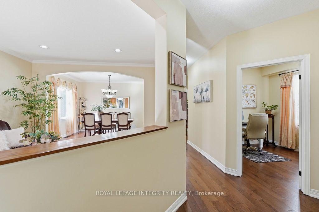 Photo 3 of 92 Maricona Way, Ottawa, Kanata - Kanata Lakes/Heritage Hills — HOMEH