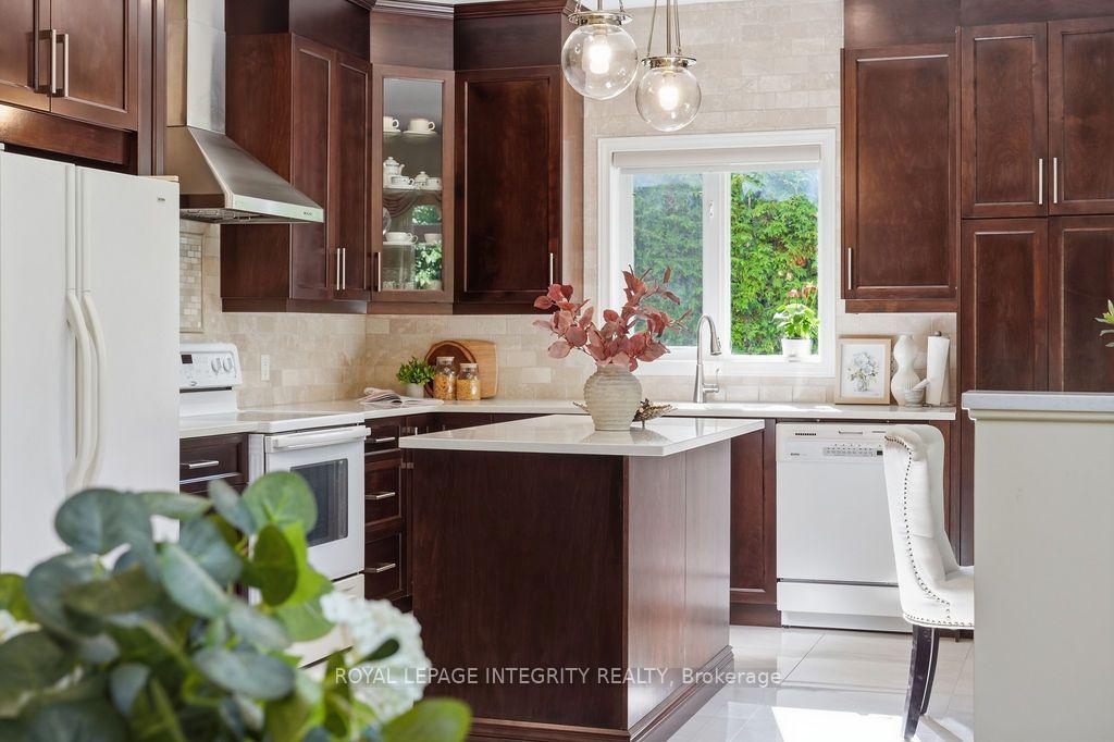 Photo 23 of 92 Maricona Way, Ottawa, Kanata - Kanata Lakes/Heritage Hills — HOMEH