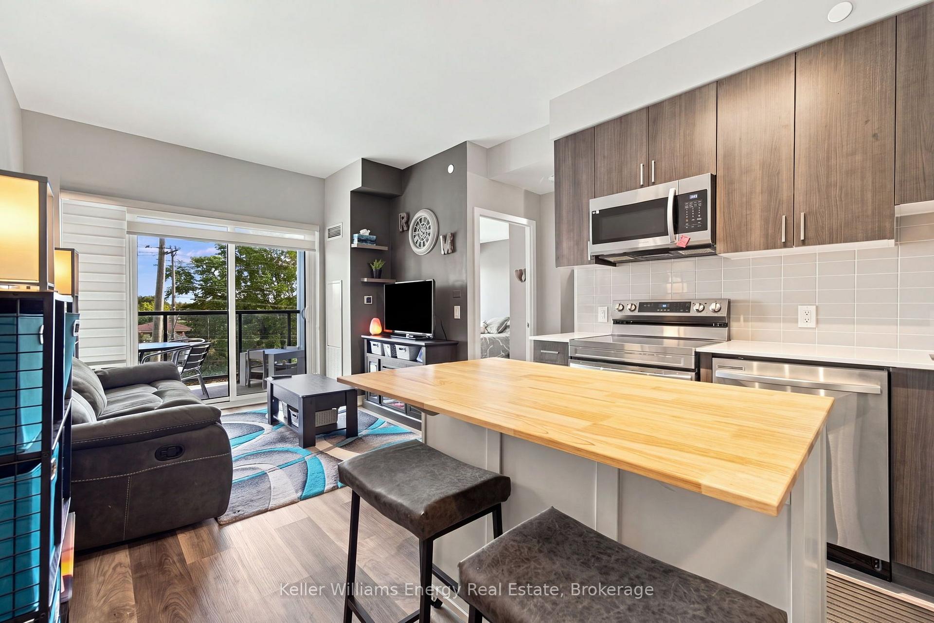 Photo 4 of Unit 317, 1480 Bayly Street, Pickering, Bay Ridges — HOMEH