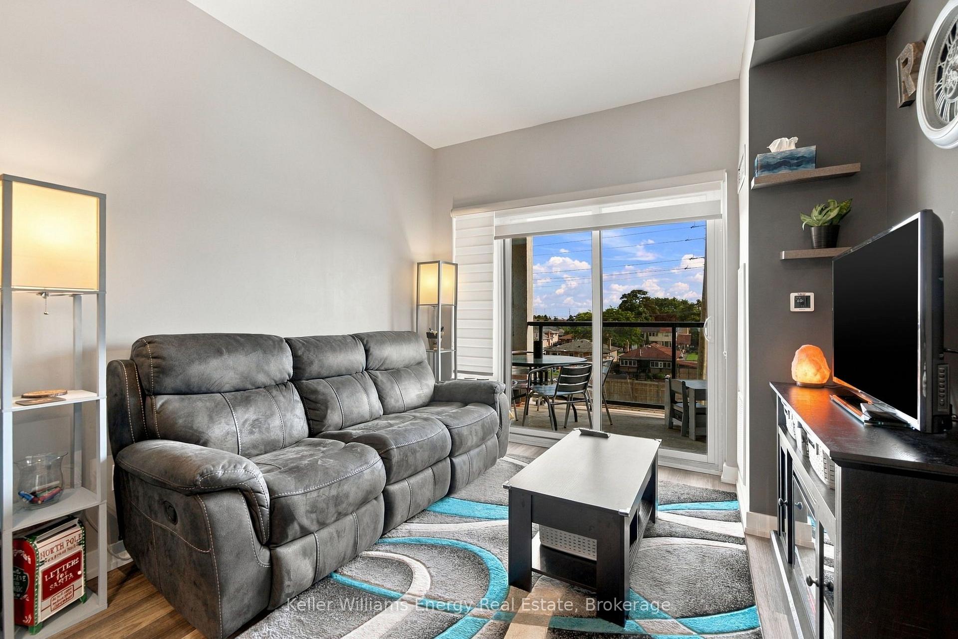 Photo 10 of Unit 317, 1480 Bayly Street, Pickering, Bay Ridges — HOMEH