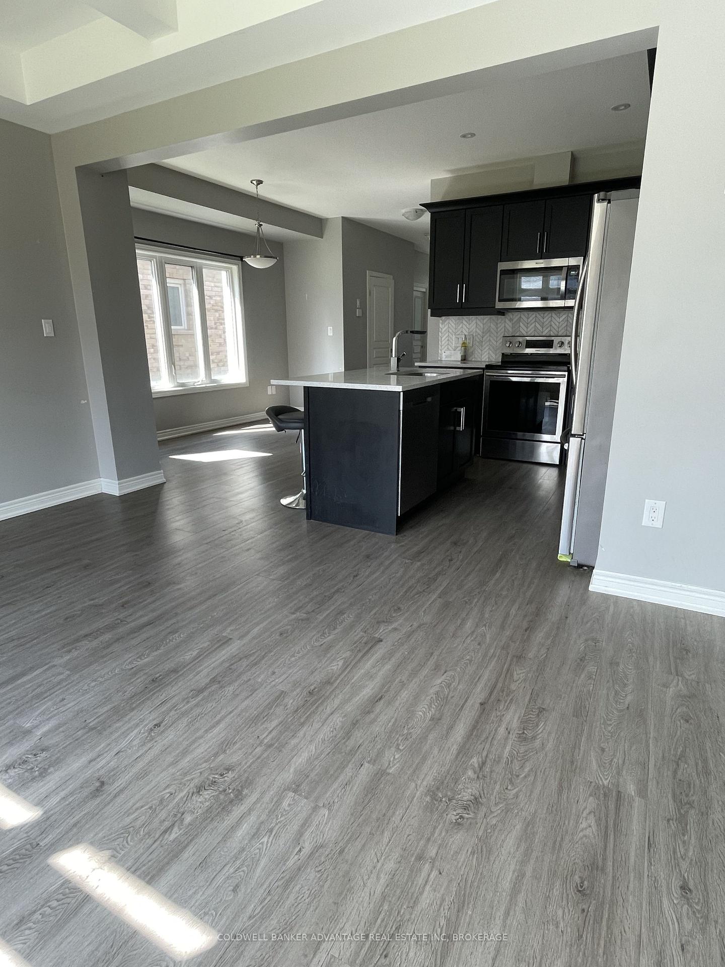 Photo 5 of 9577 Tallgrass Street, Niagara Falls, Lyons Creek — HOMEH